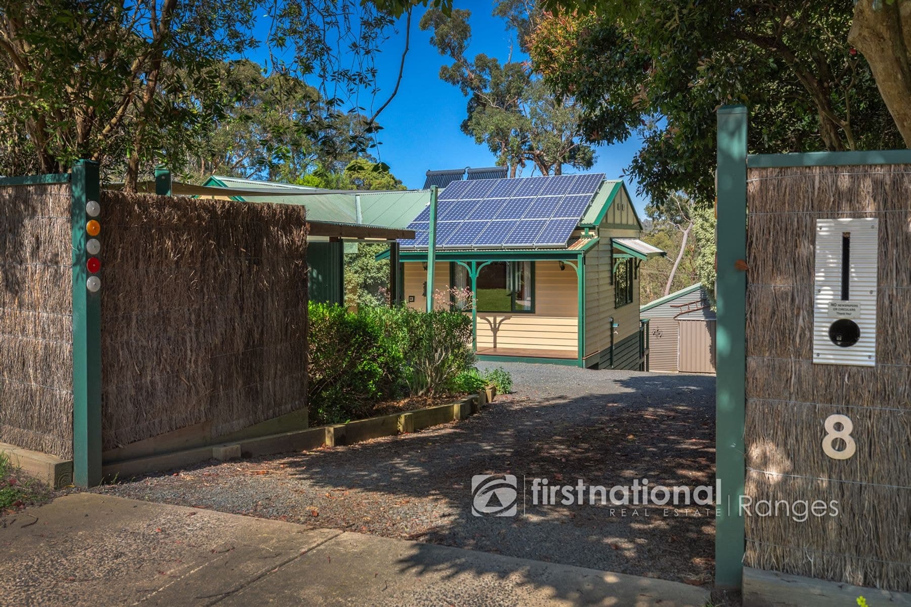 8 Clifford Grove, Tecoma, VIC 3160, Tecoma - Thumbnail 2