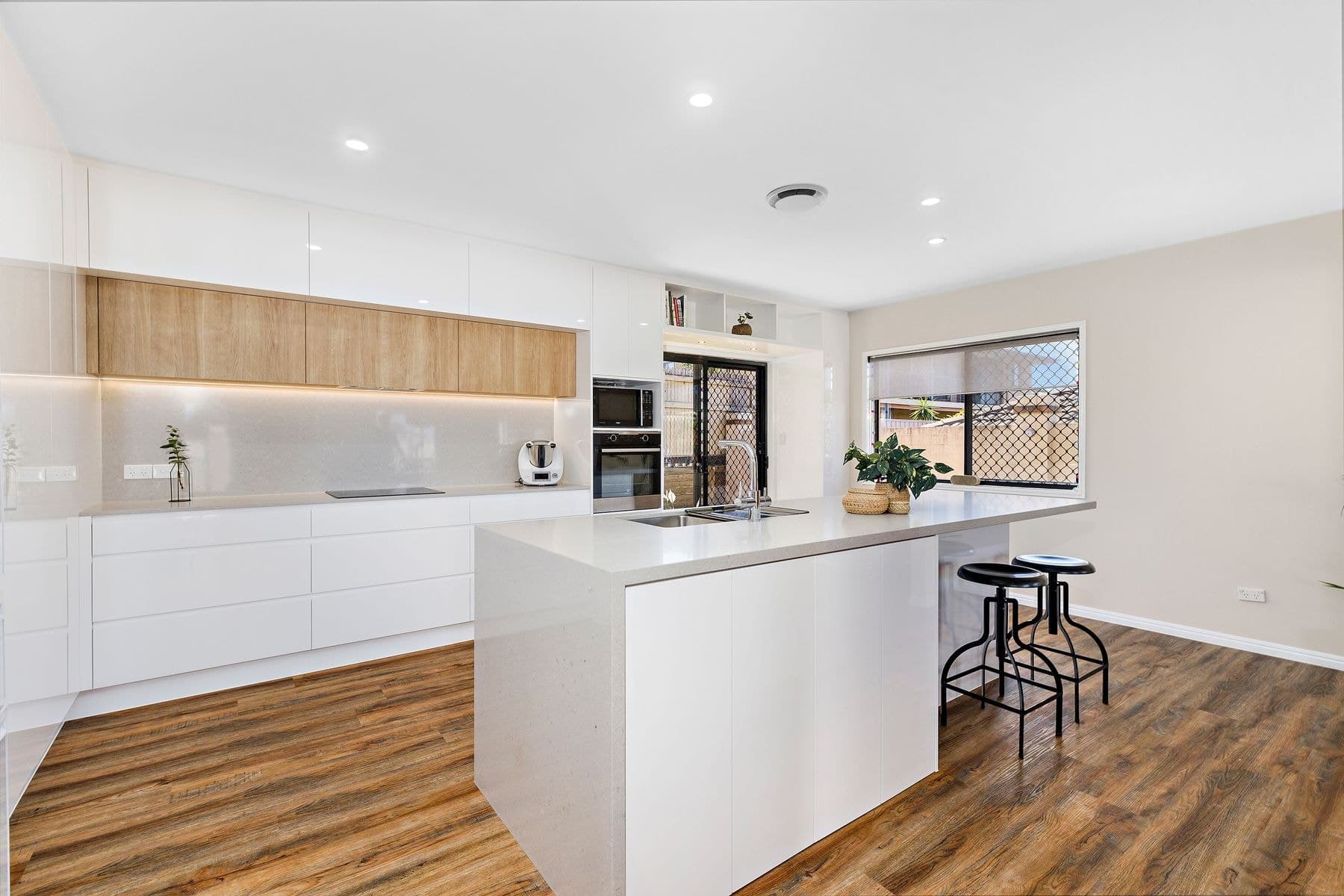 136 Morris Circuit, Thornlands QLD 4164, Thornlands - Thumbnail 2