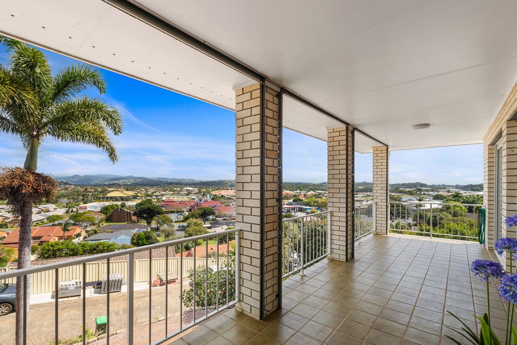 28 St Andrews Way, Banora Point NSW 2486, Banora Point - Thumbnail 2