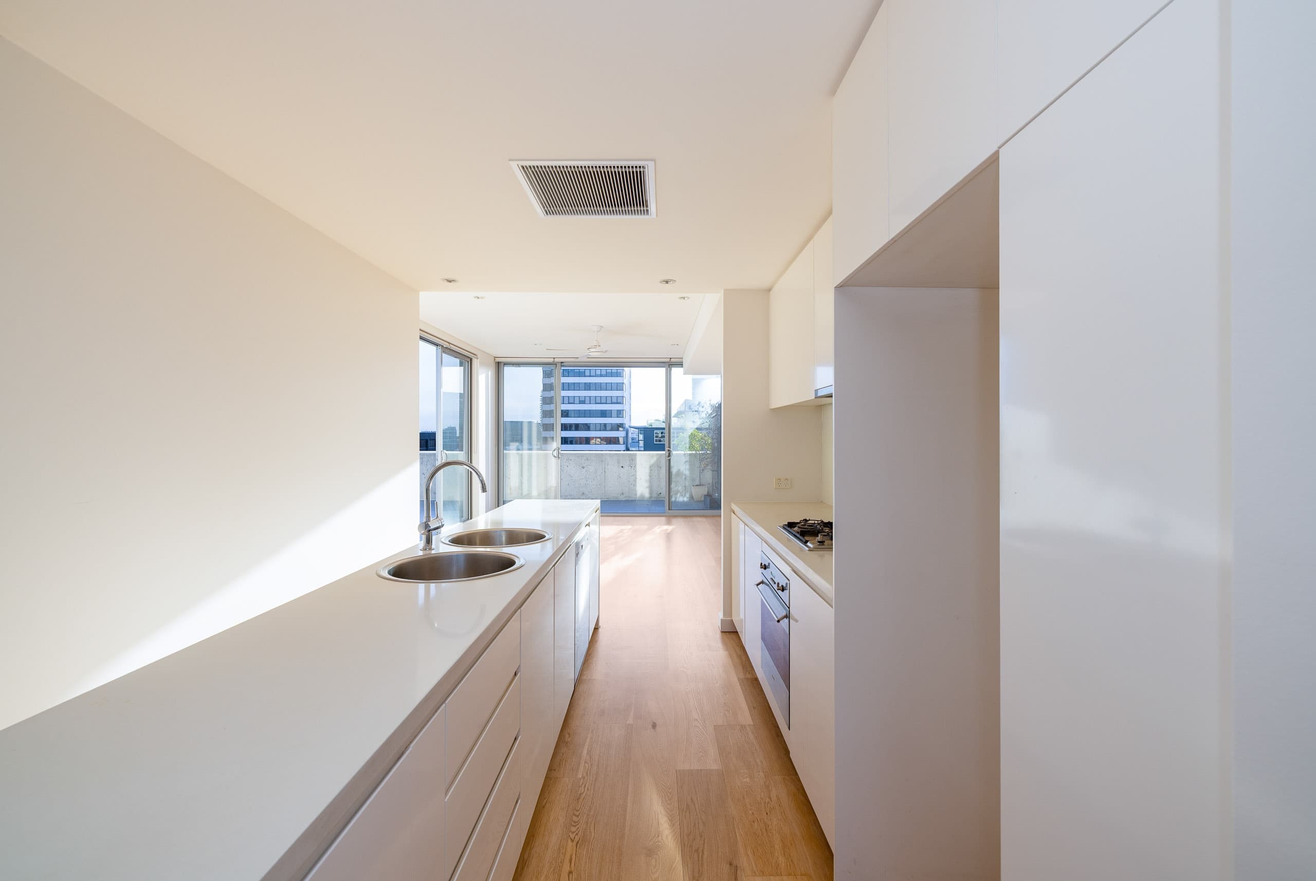 406/38 Waterloo Street, Surry Hills - Thumbnail 2
