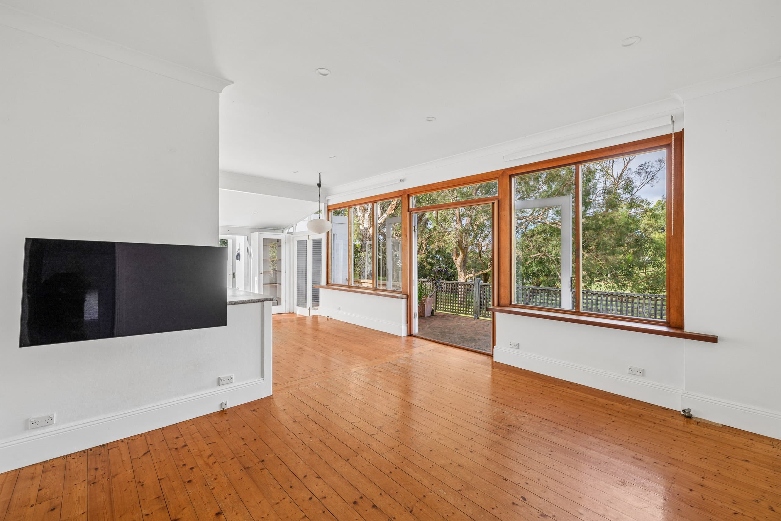 16 Wills Avenue, Waverley - Thumbnail 4