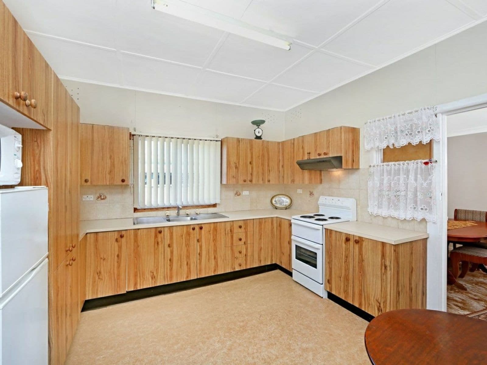 11 Alice Parade, Toukley, NSW 2263, Toukley - Thumbnail 4