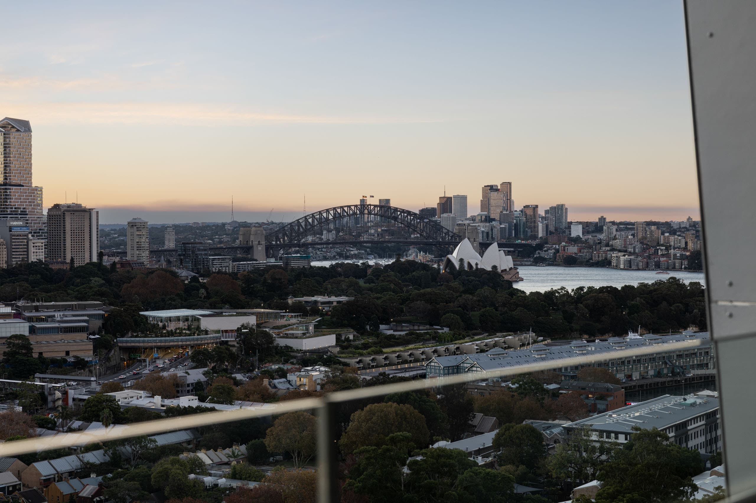 1702/226 Victoria Street, Potts Point - Image 1