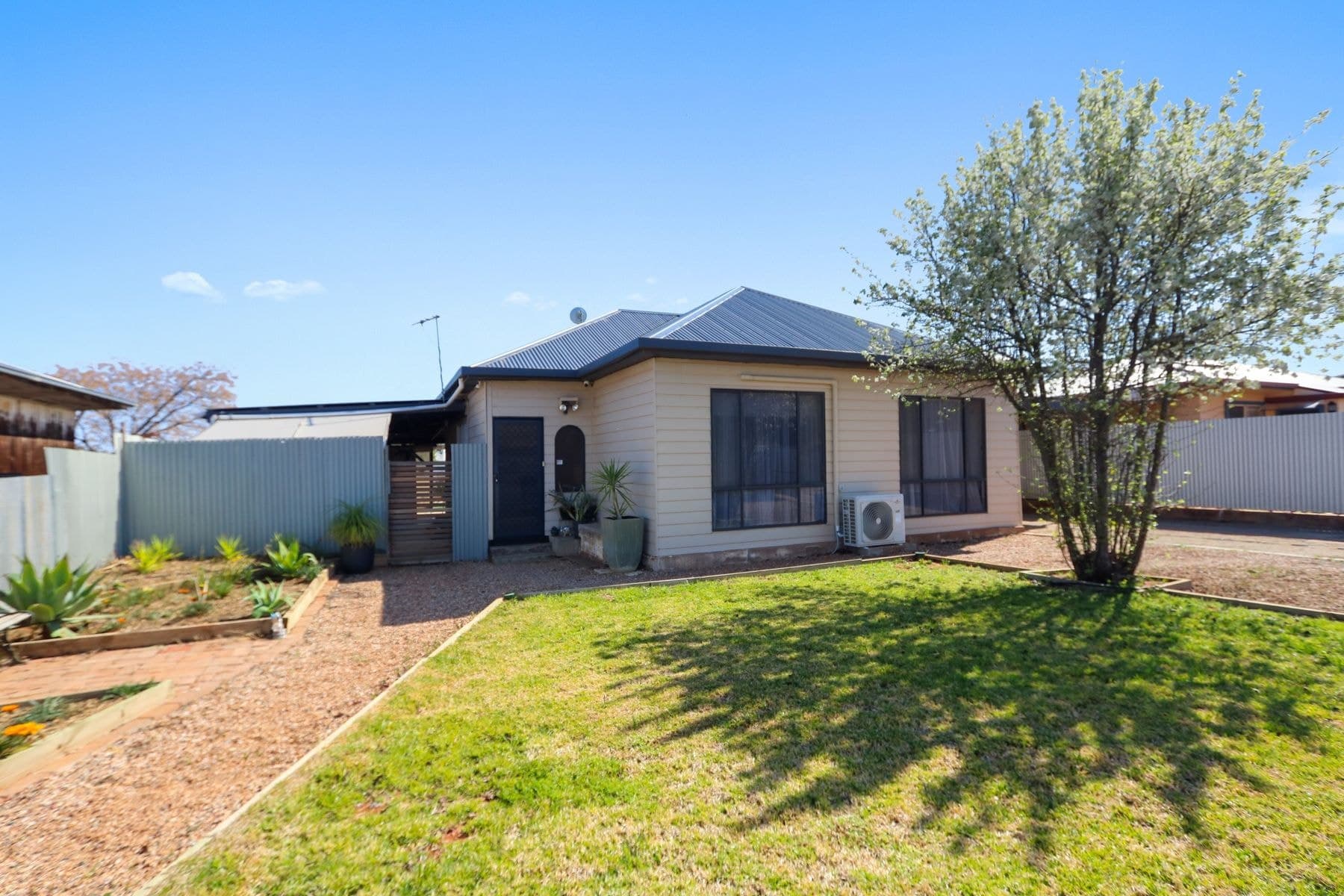 224 Knox Street, Broken Hill NSW 2880, Broken Hill - Image 1