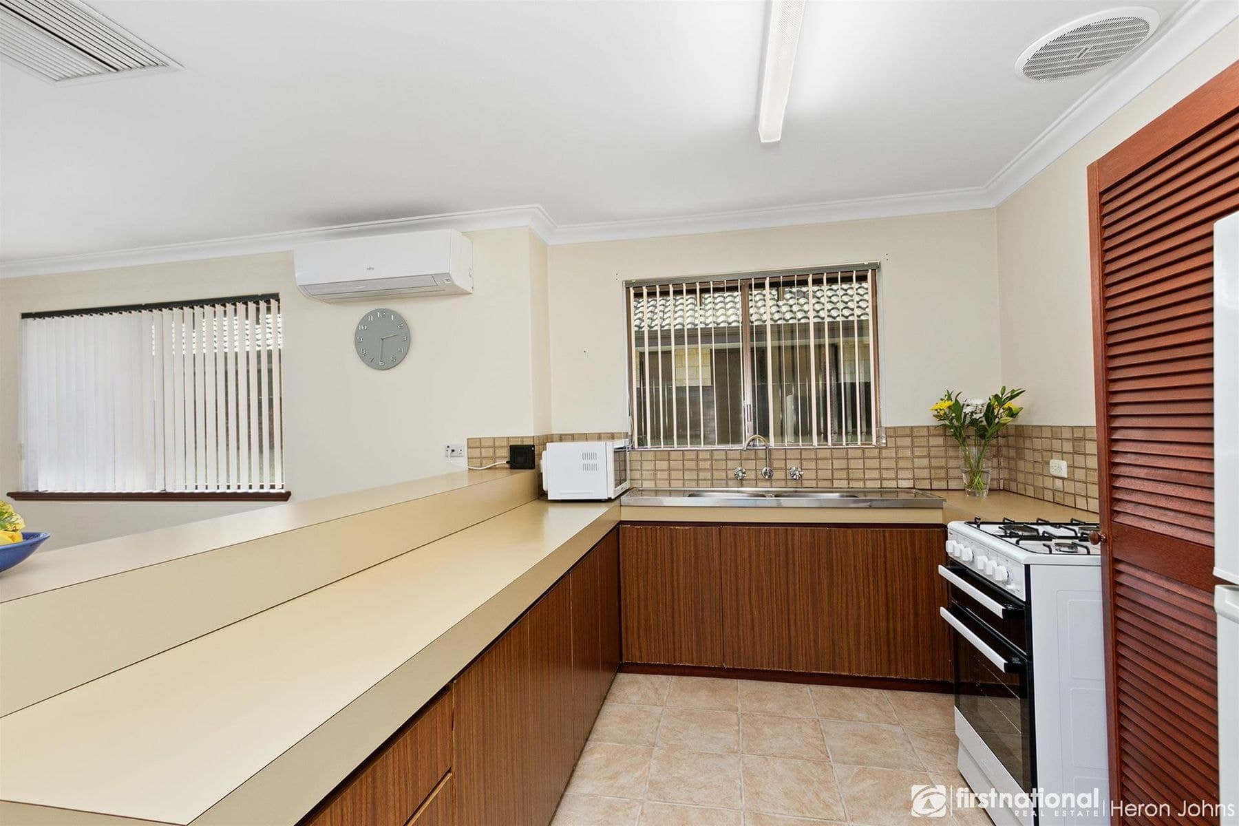 2/5 Wheatley Drive, Bull Creek WA 6149, Bull Creek - Thumbnail 4