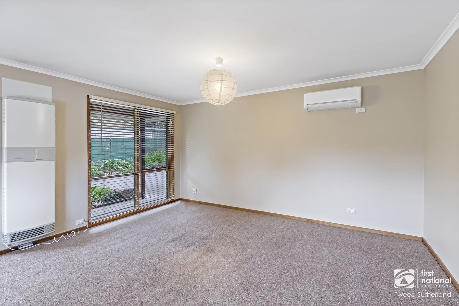 2/4 Curtin Street, Flora Hill VIC 3550, Flora Hill - Thumbnail 2