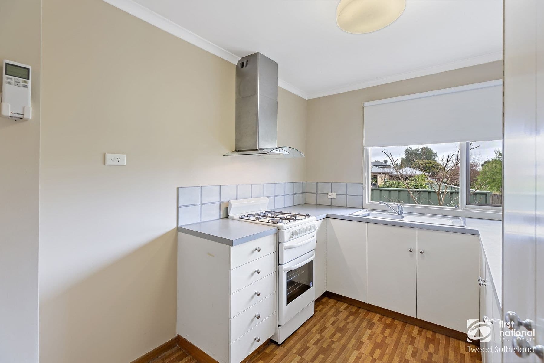 2/4 Curtin Street, Flora Hill VIC 3550, Flora Hill - Thumbnail 3