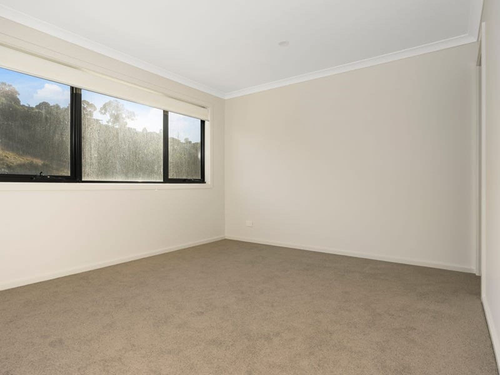 35 Adelong Way, Bacchus Marsh, VIC 3340, Bacchus Marsh - Thumbnail 8