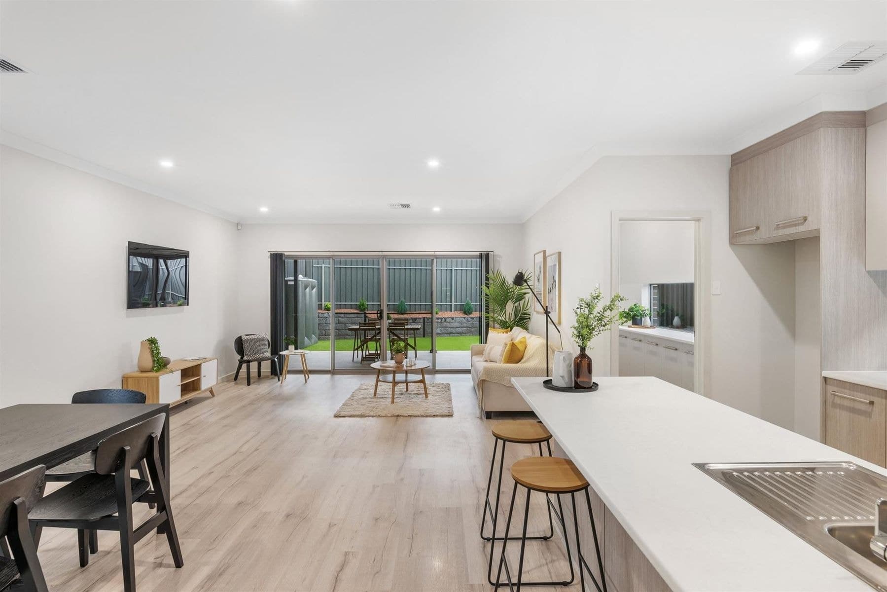 88 Nelson Road, Valley View, SA 5093, Valley View - Thumbnail 6