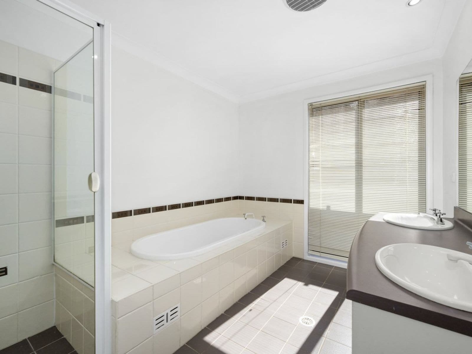 7 Willandra Road, Woongarrah NSW 2259, Woongarrah - Thumbnail 5