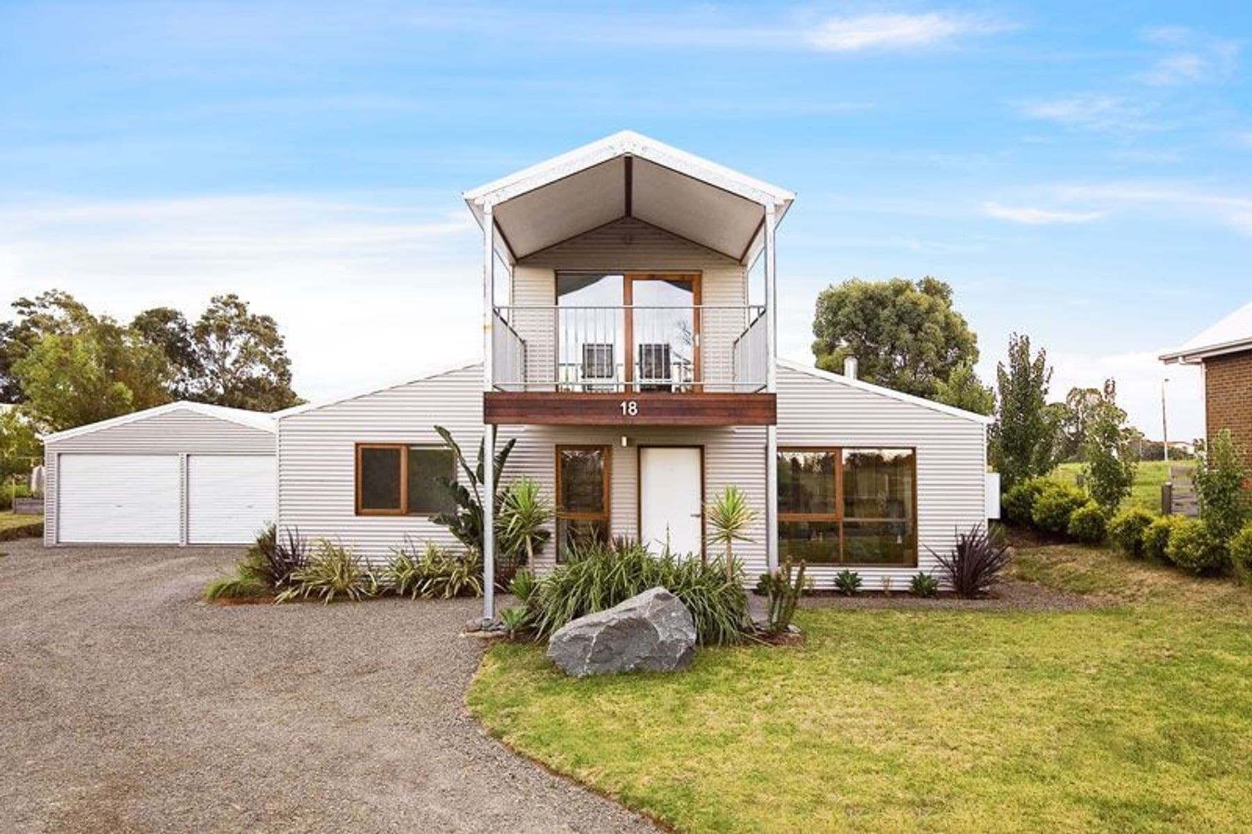 18 Falcon Grove, Metung VIC 3904, Metung - Image 1