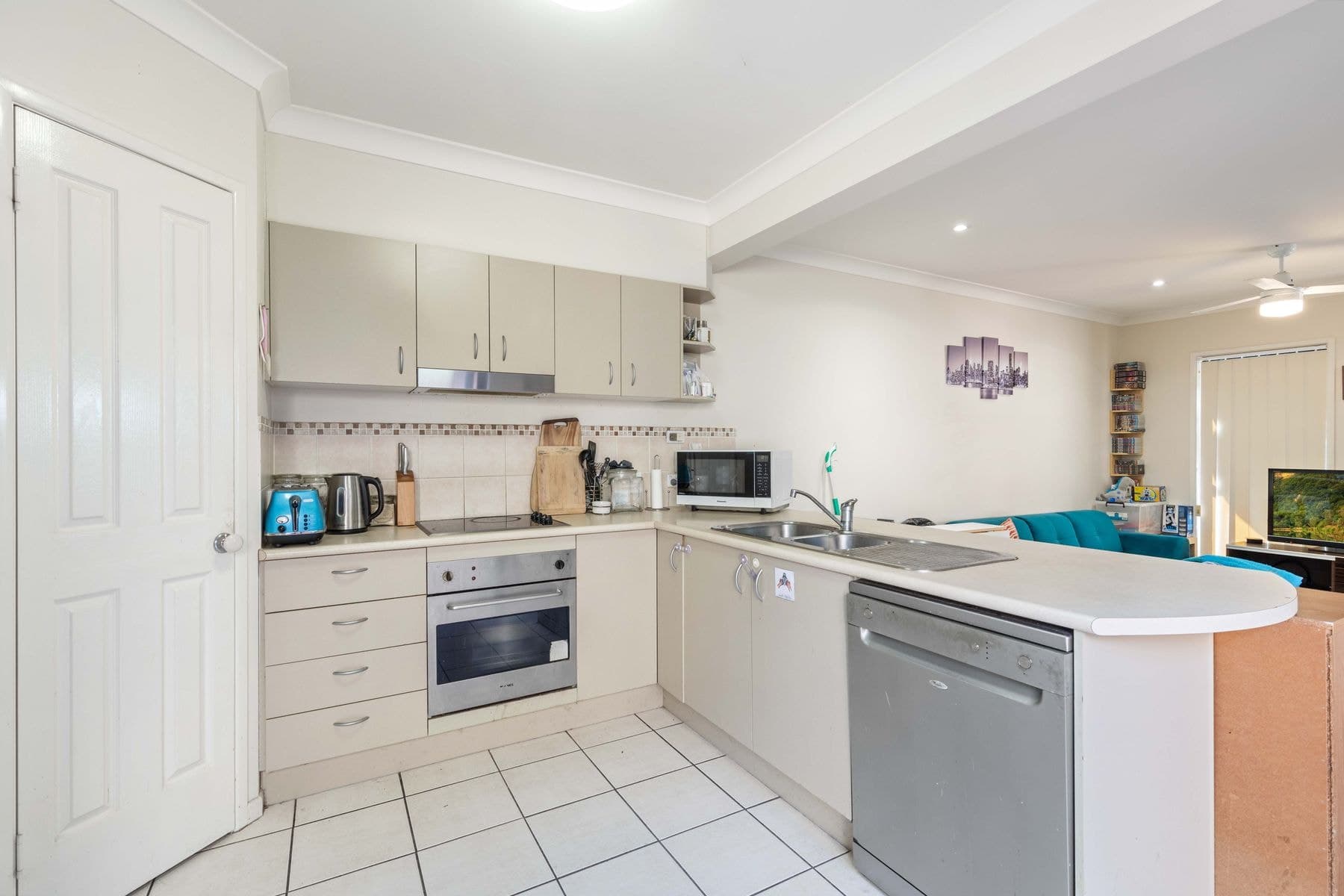 7/2 Springhill Drive, Sippy Downs, QLD 4556, Sippy Downs - Thumbnail 2