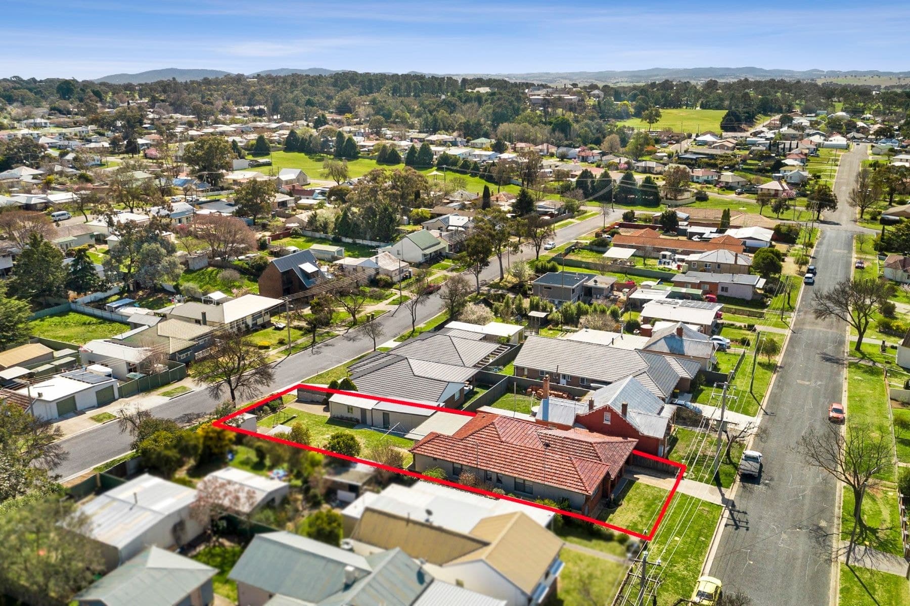 6 Francis Street, Goulburn NSW 2580, Goulburn - Thumbnail 2