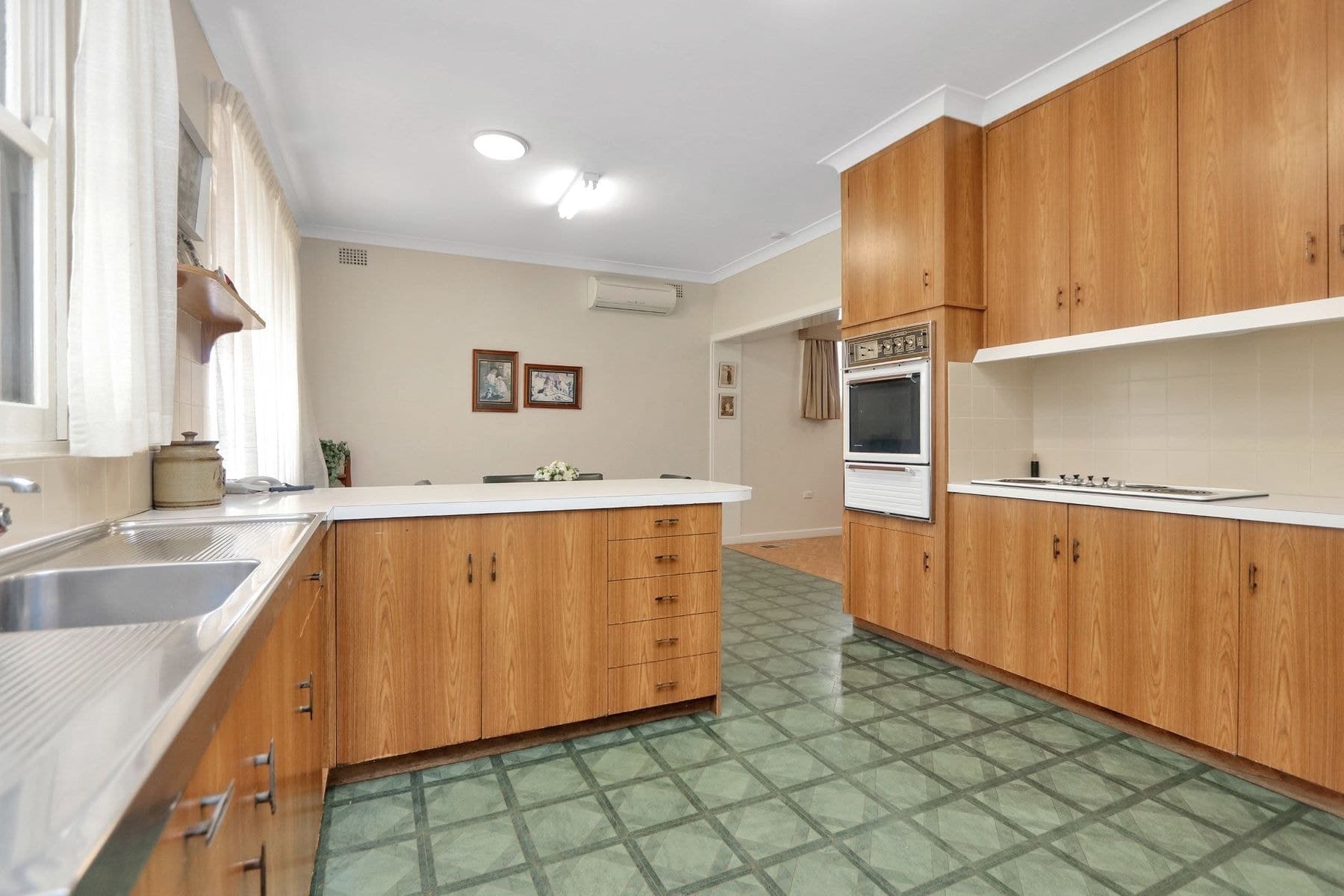 6 Francis Street, Goulburn NSW 2580, Goulburn - Thumbnail 8