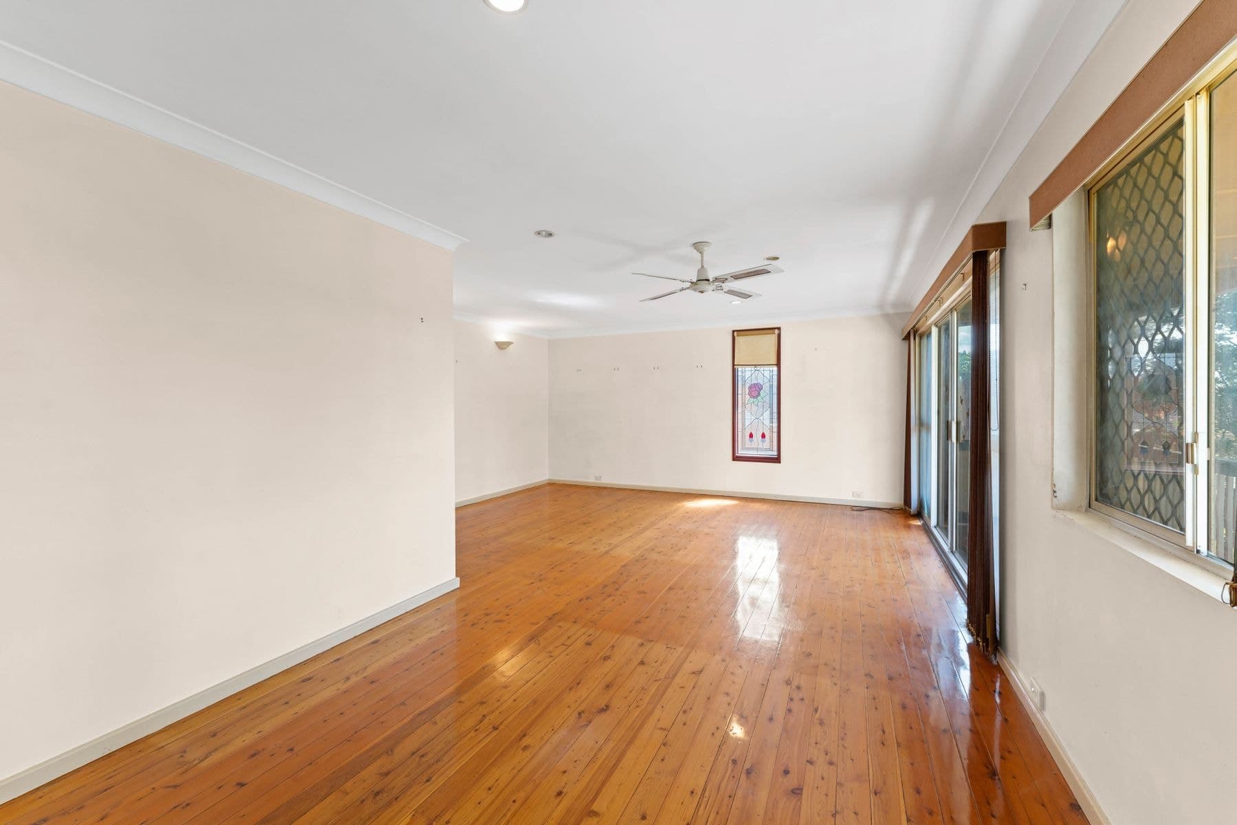 29 Williams Street, Belmont South NSW 2280, Belmont South - Thumbnail 4