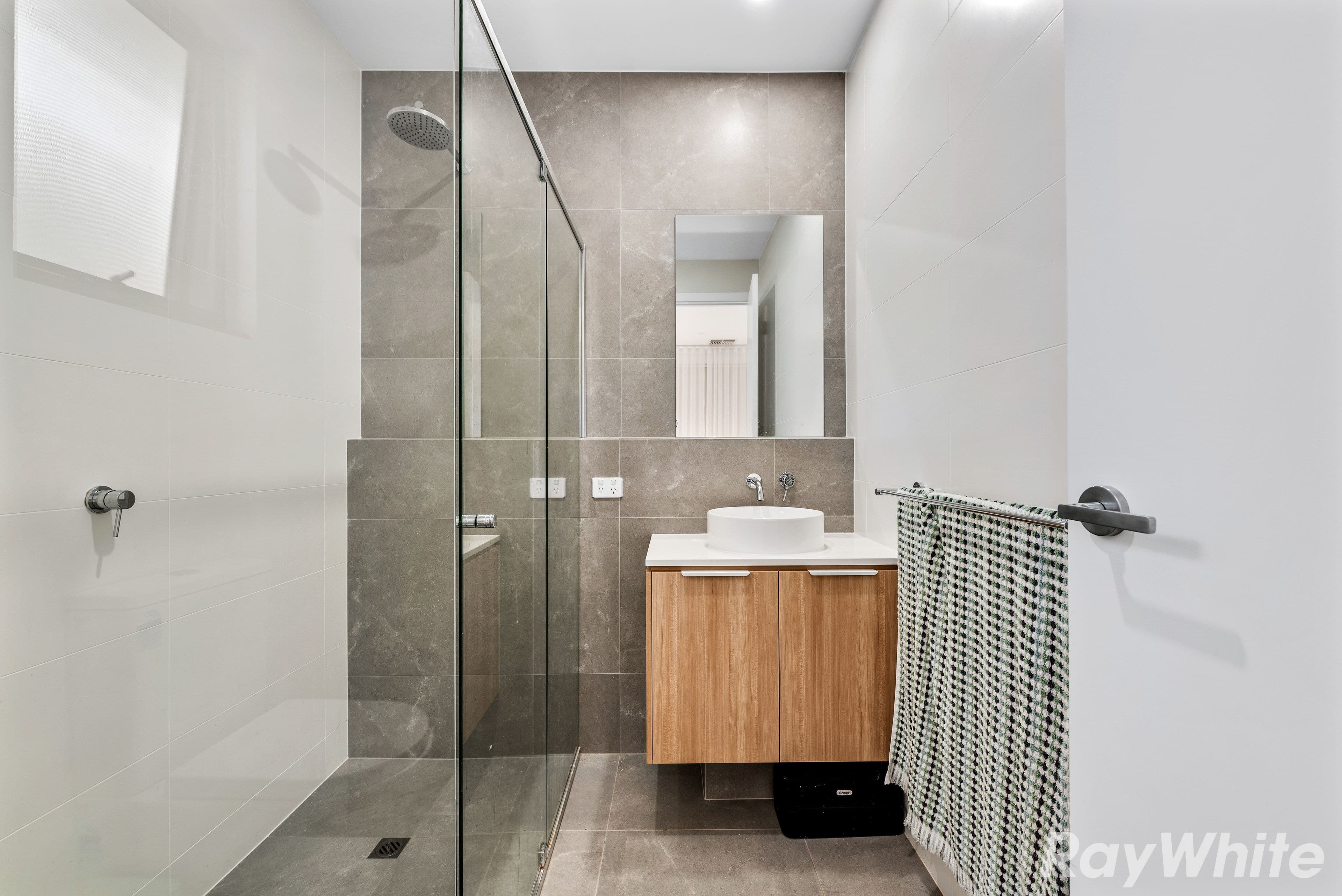 256 Seaford Road, Seaford SA 5169, Seaford Meadows - Thumbnail 4