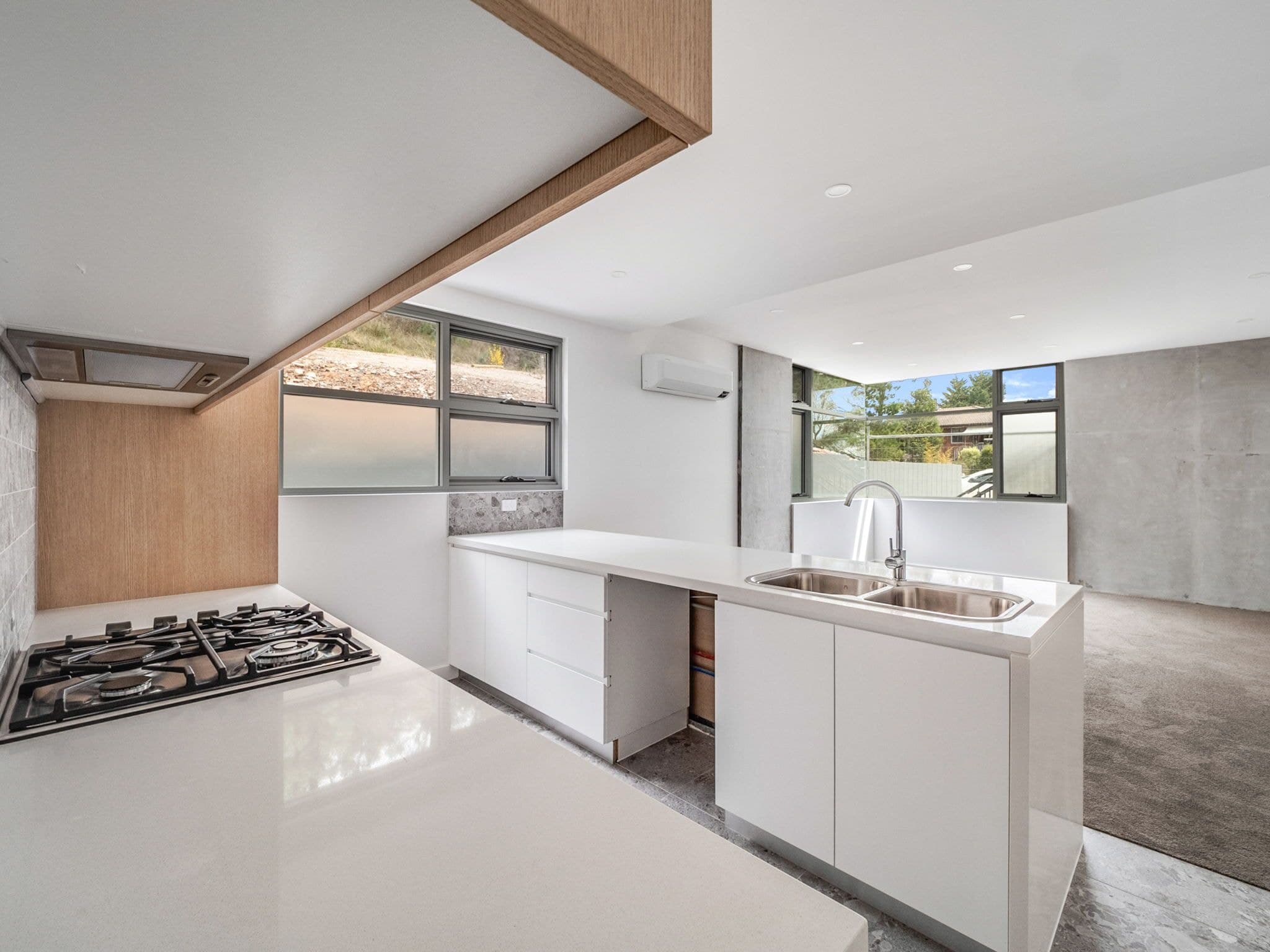 8/1a High Street, Lithgow NSW 2790, Lithgow - Thumbnail 2