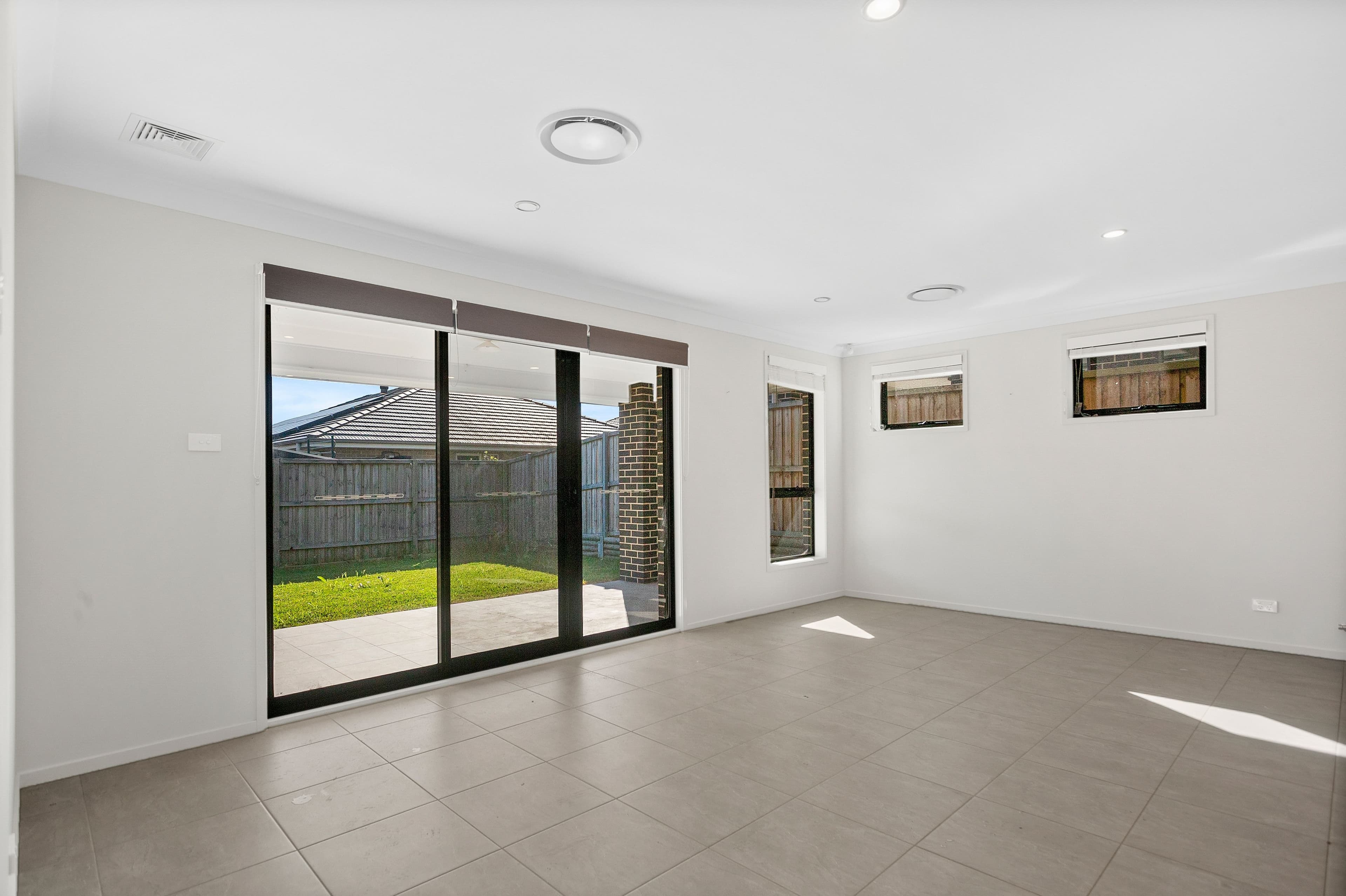 4 Terragong Street, Tullimbar NSW 2527, Tullimbar - Thumbnail 3
