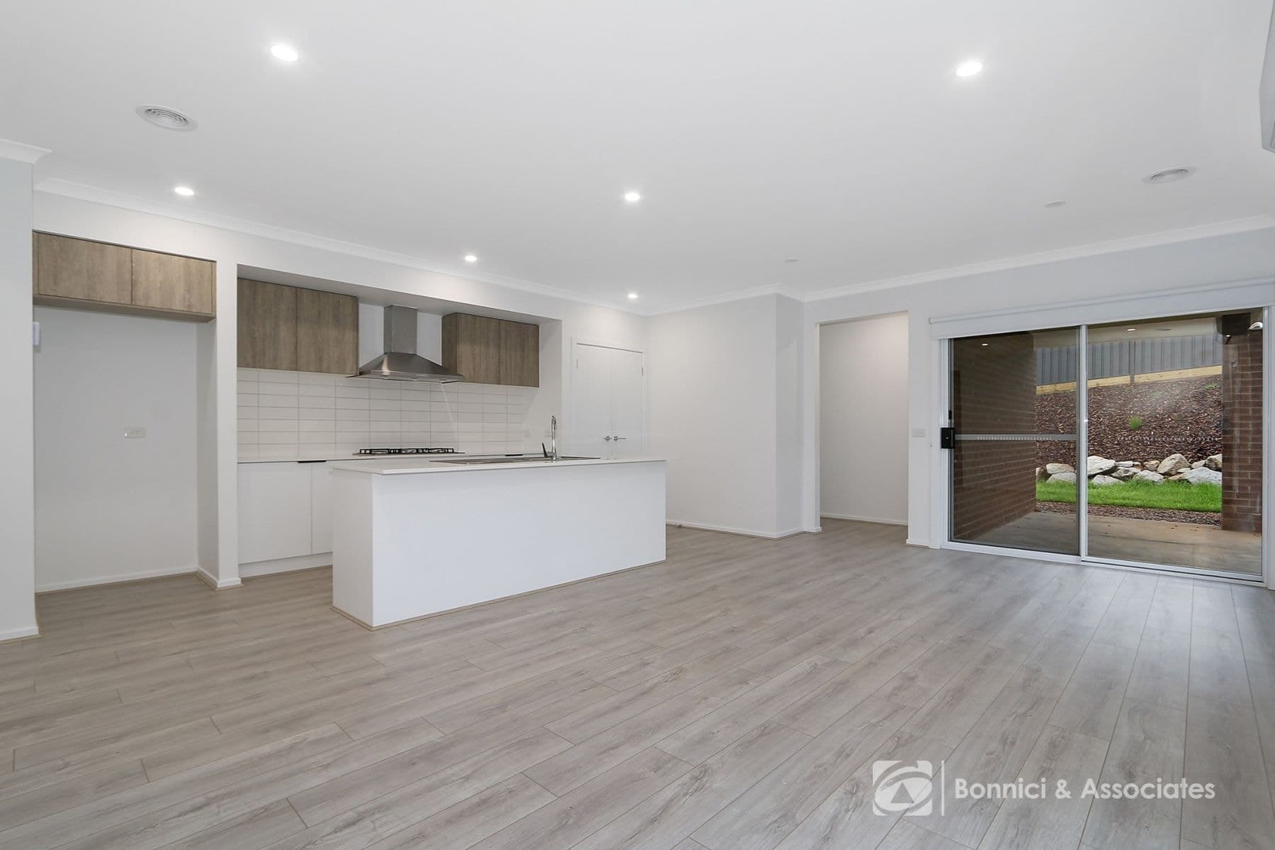 3 Seymour Lane, Leneva, VIC 3691, Leneva - Thumbnail 2