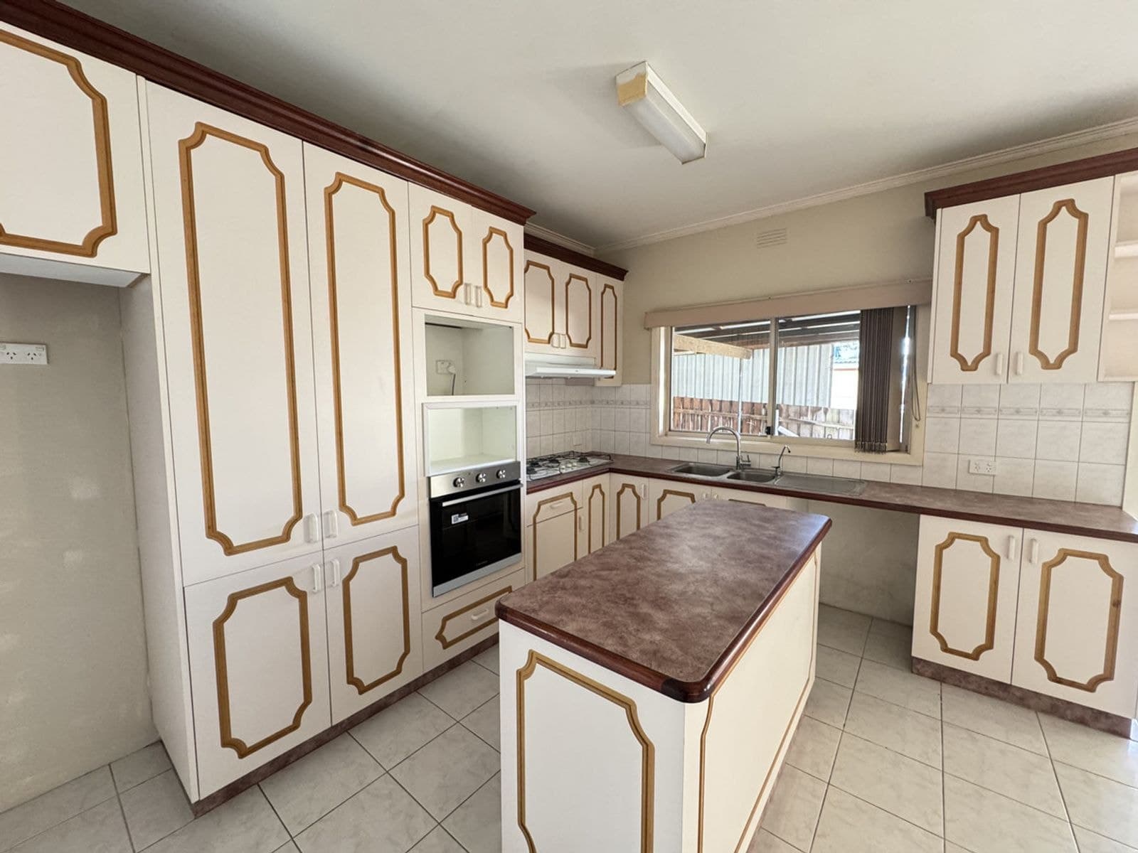 1 Osborne Street, Traralgon, VIC 3844, Traralgon - Thumbnail 2