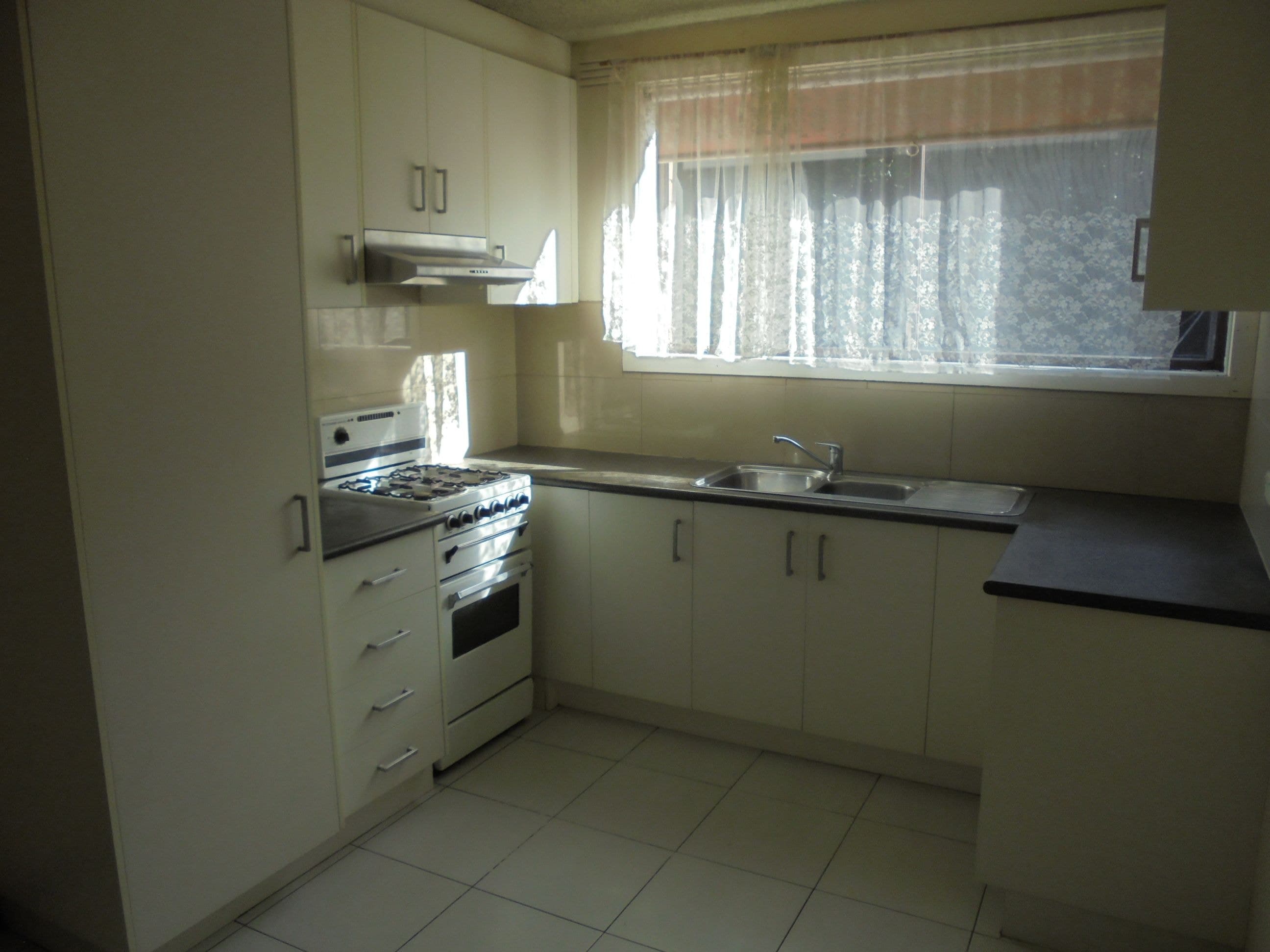 2/4 Edith Street, Dandenong VIC 3175, Dandenong - Thumbnail 5