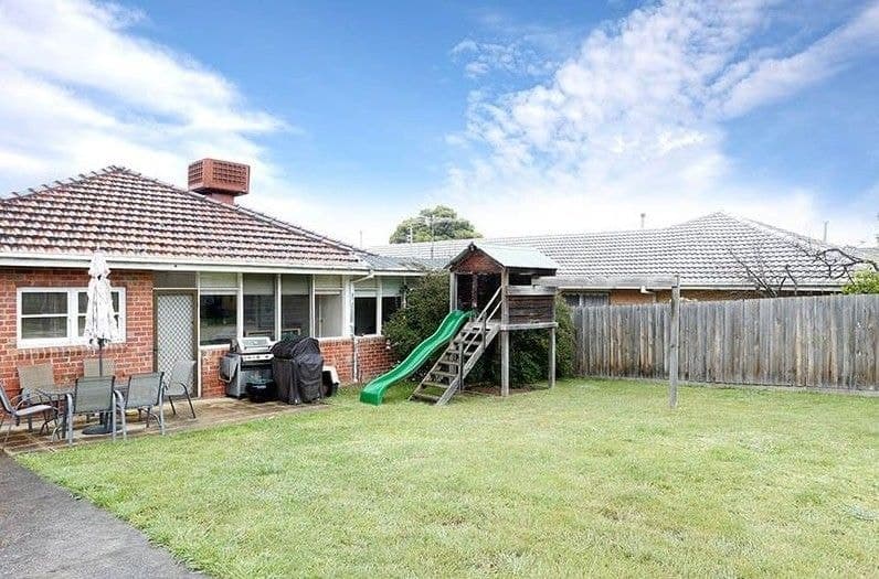 21 Simpson Drive, Mount Waverley VIC 3149, Mount Waverley - Thumbnail 4
