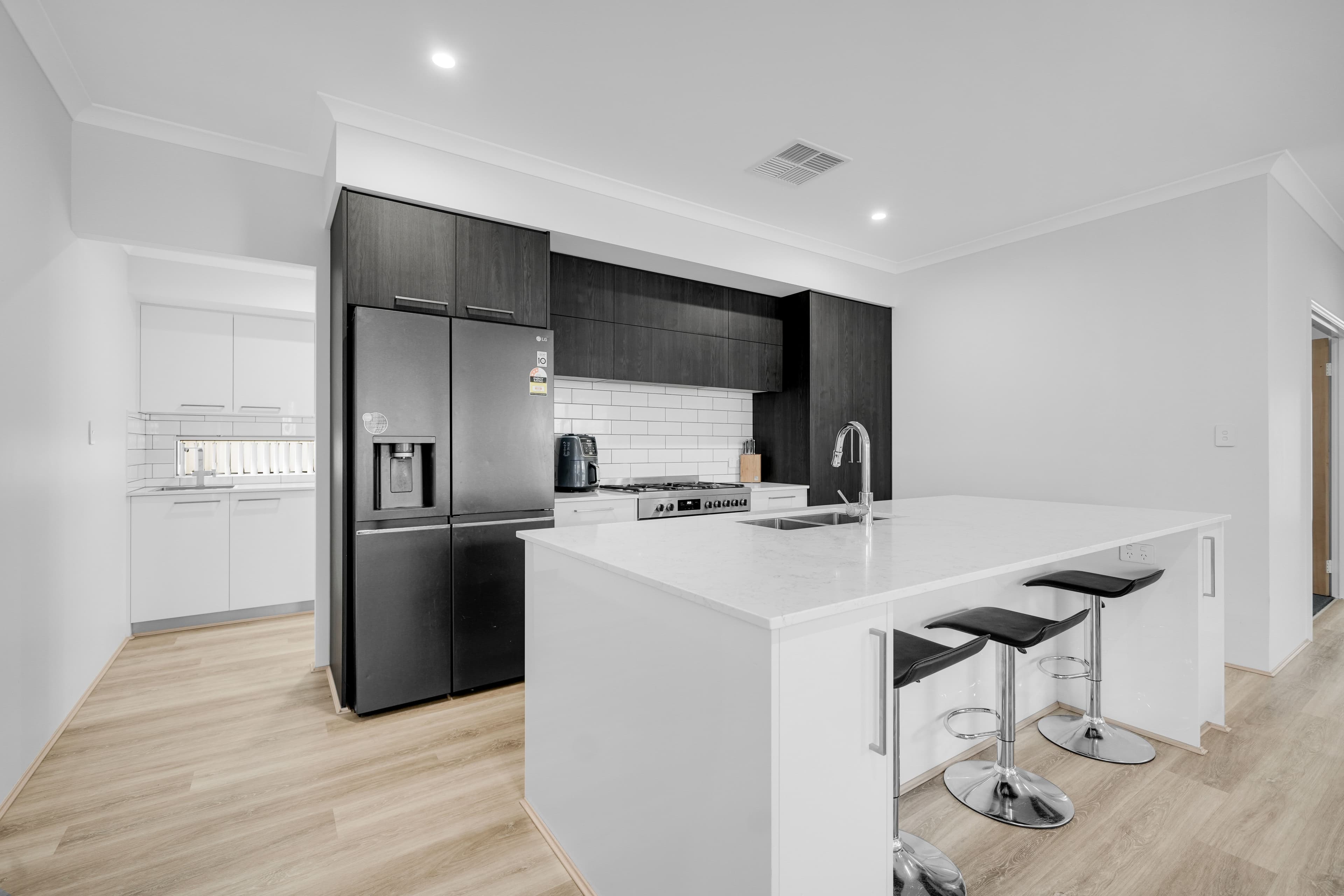 7 Gazania Street, Sinagra WA 6065, Sinagra - Thumbnail 2