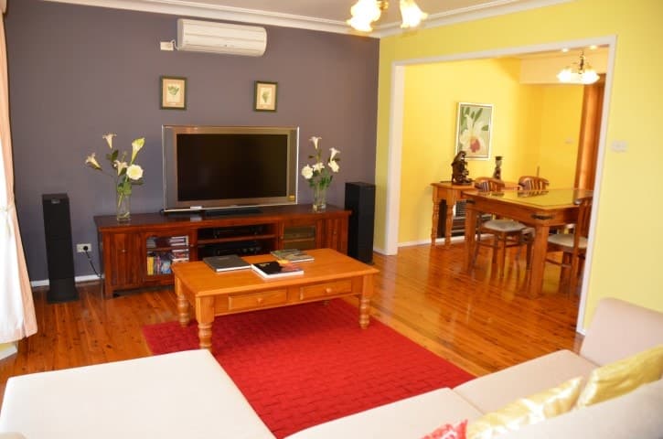 28 Blackburn Avenue North Rocks, NSW 2151, Big Block Centrally Located - North Rocks - Thumbnail 2