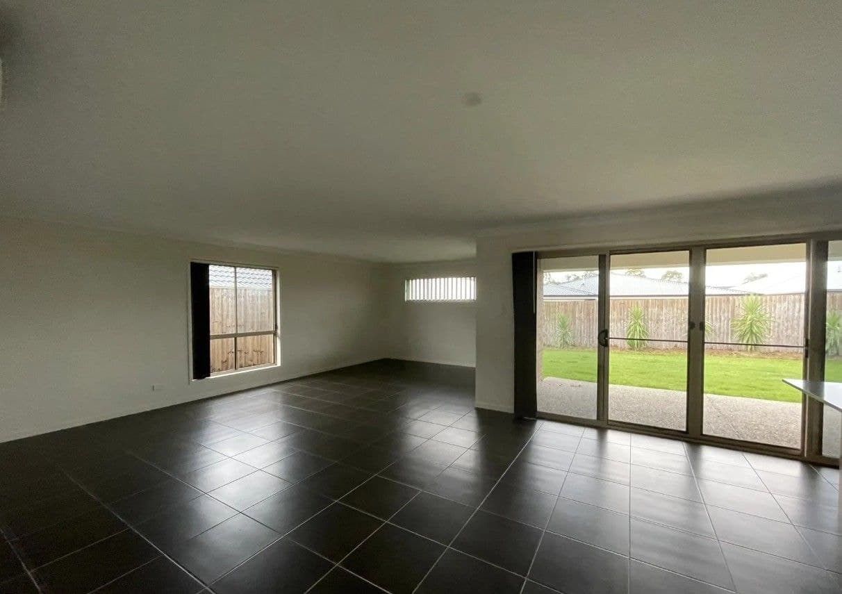 87 Meadowview Drive, Morayfield QLD 4506, Morayfield - Thumbnail 3