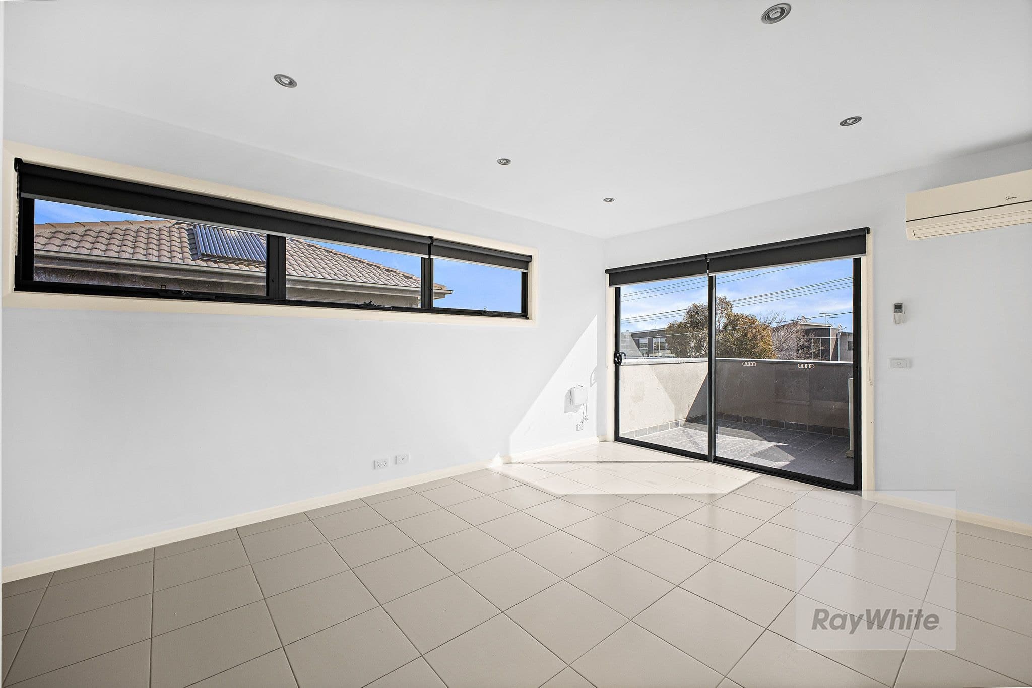 2/60 View Street, Pascoe Vale VIC 3044, Pascoe Vale - Thumbnail 2