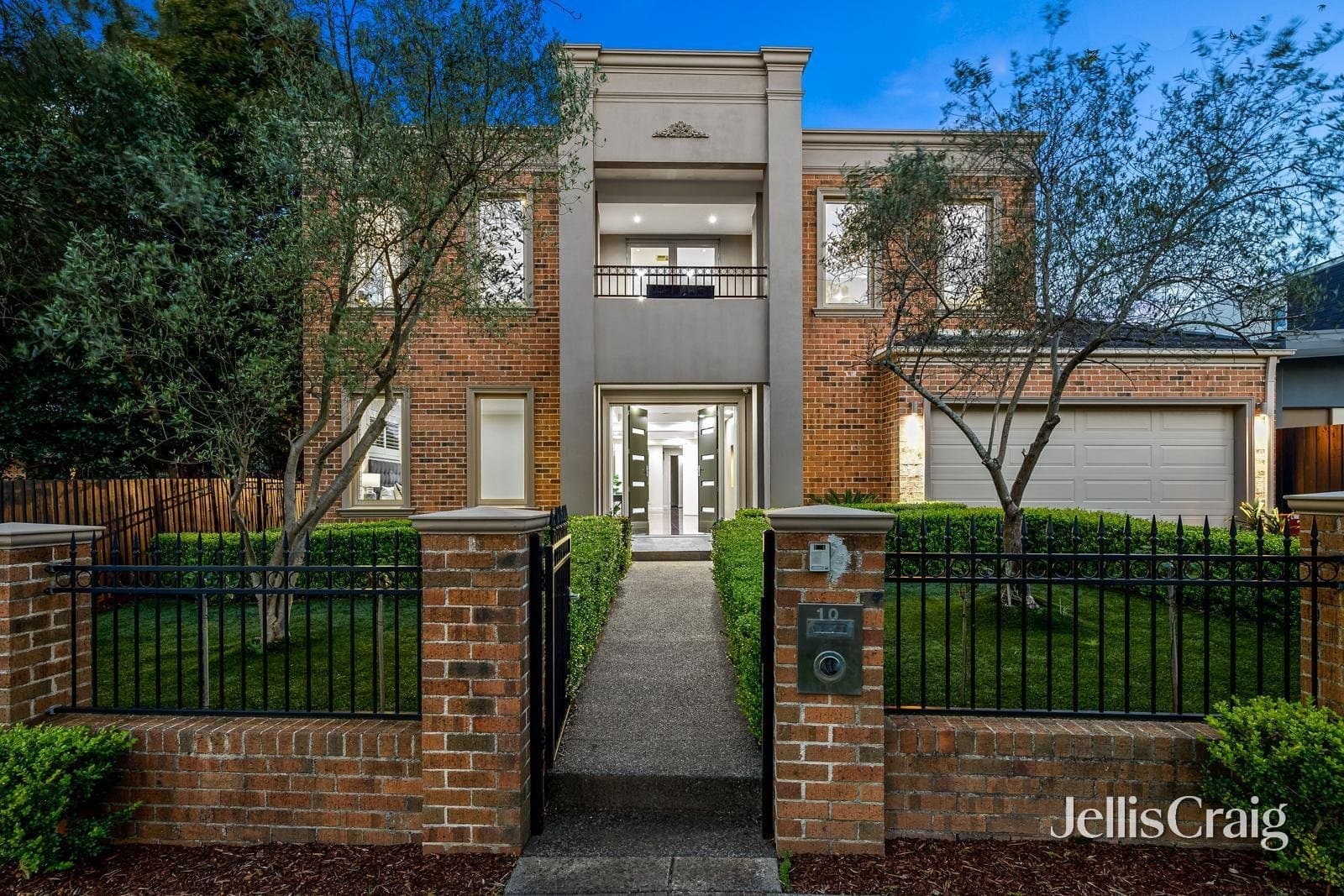 10 Subiaco Court, Glen Waverley, Glen Waverley - Thumbnail 2