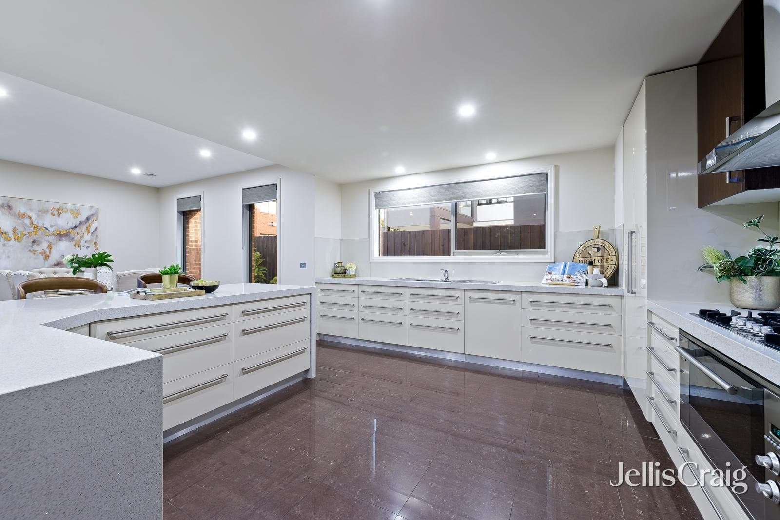 10 Subiaco Court, Glen Waverley, Glen Waverley - Thumbnail 7
