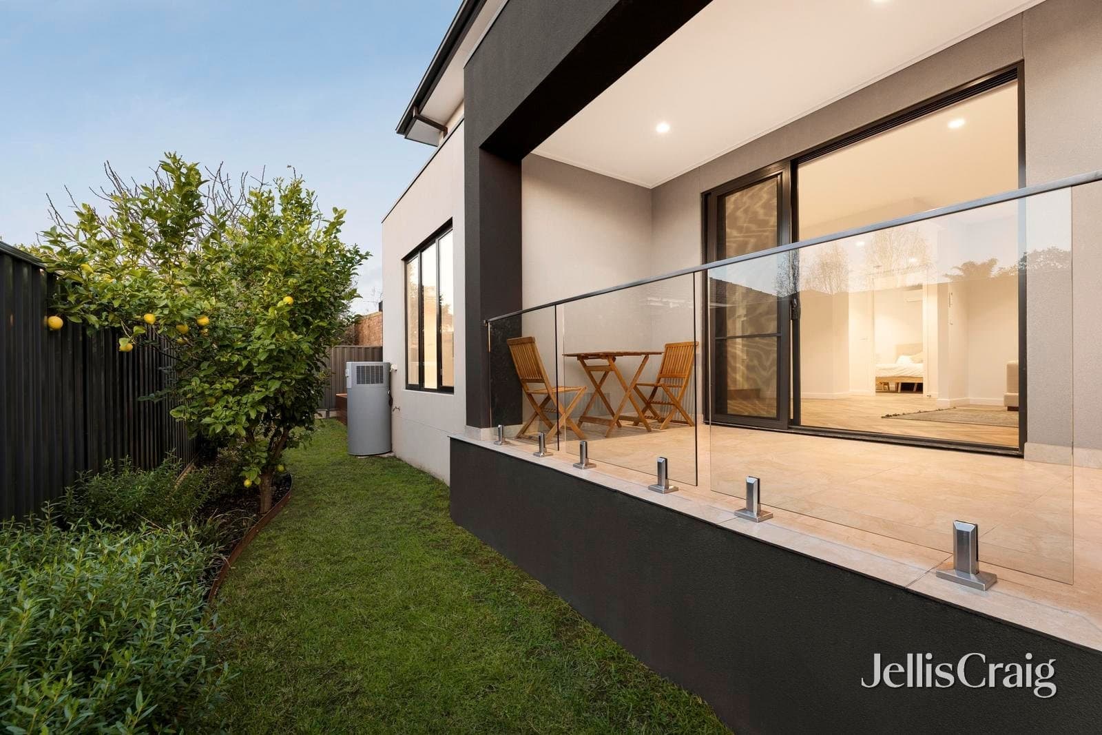 3/3 Darbyshire Road, Mount Waverley, Mount Waverley - Image 1