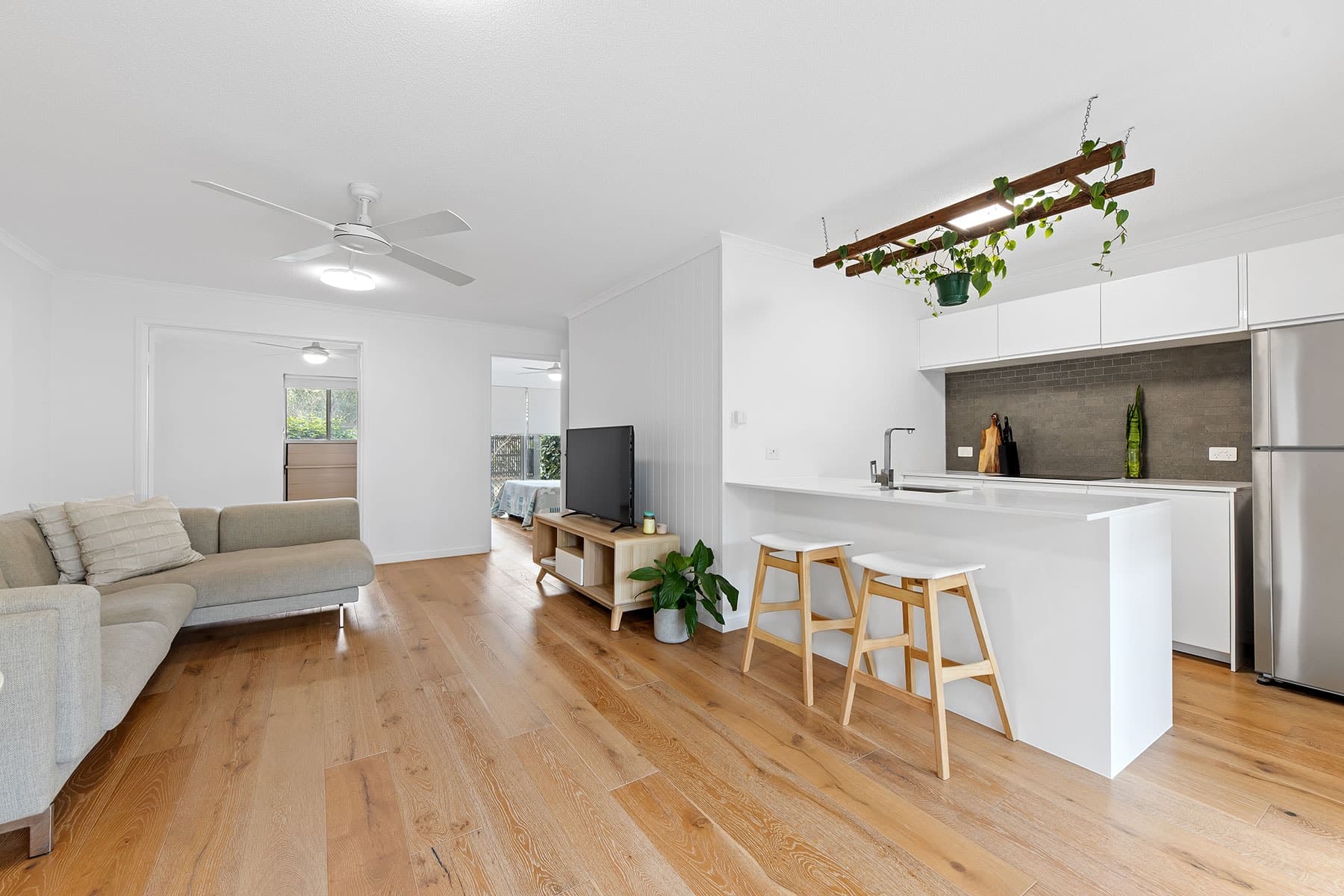 214/24 Lake Weyba Drive, Noosaville, Noosaville - Thumbnail 3