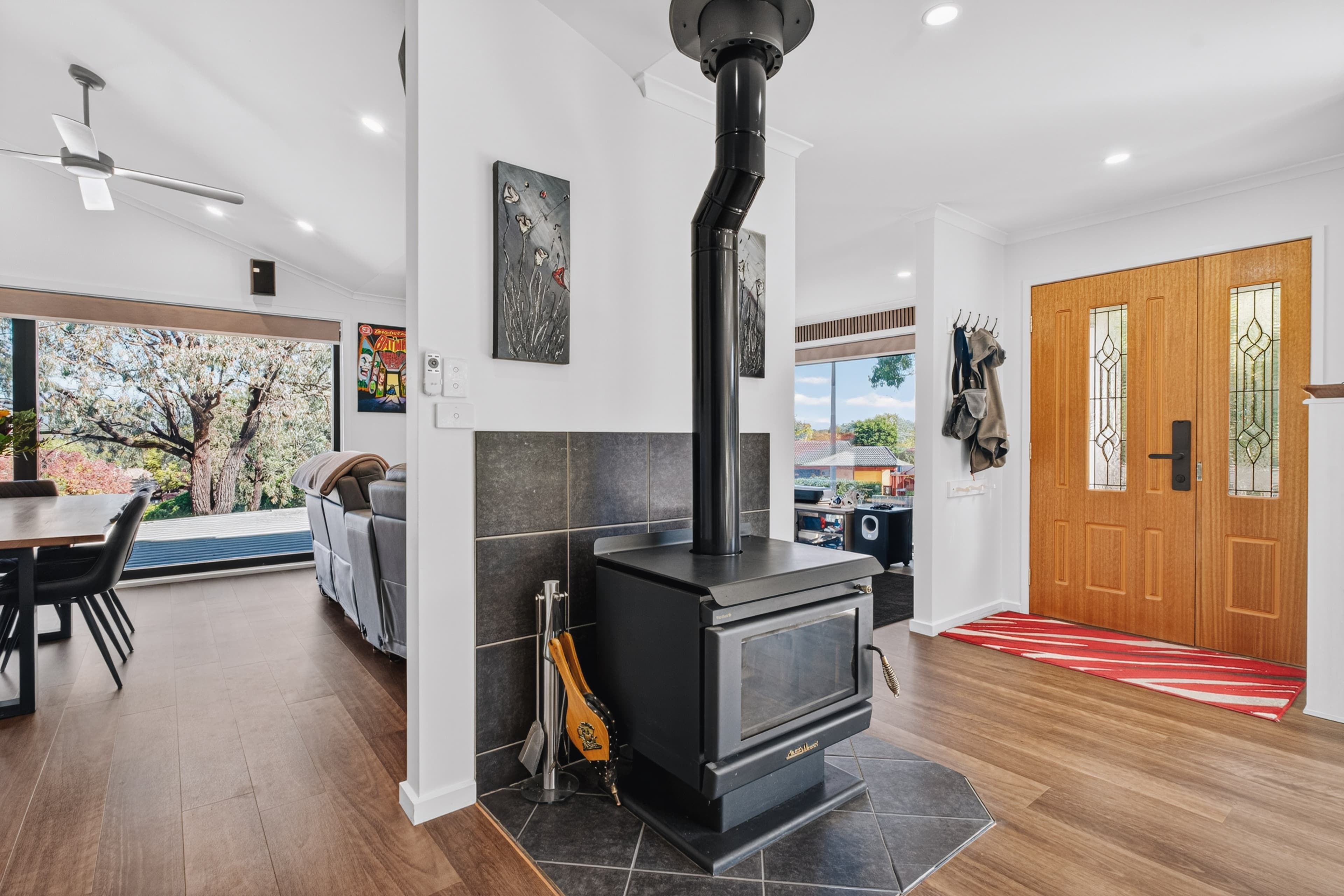 2 Hutchison Crescent, Kambah ACT 2902, Kambah - Thumbnail 4