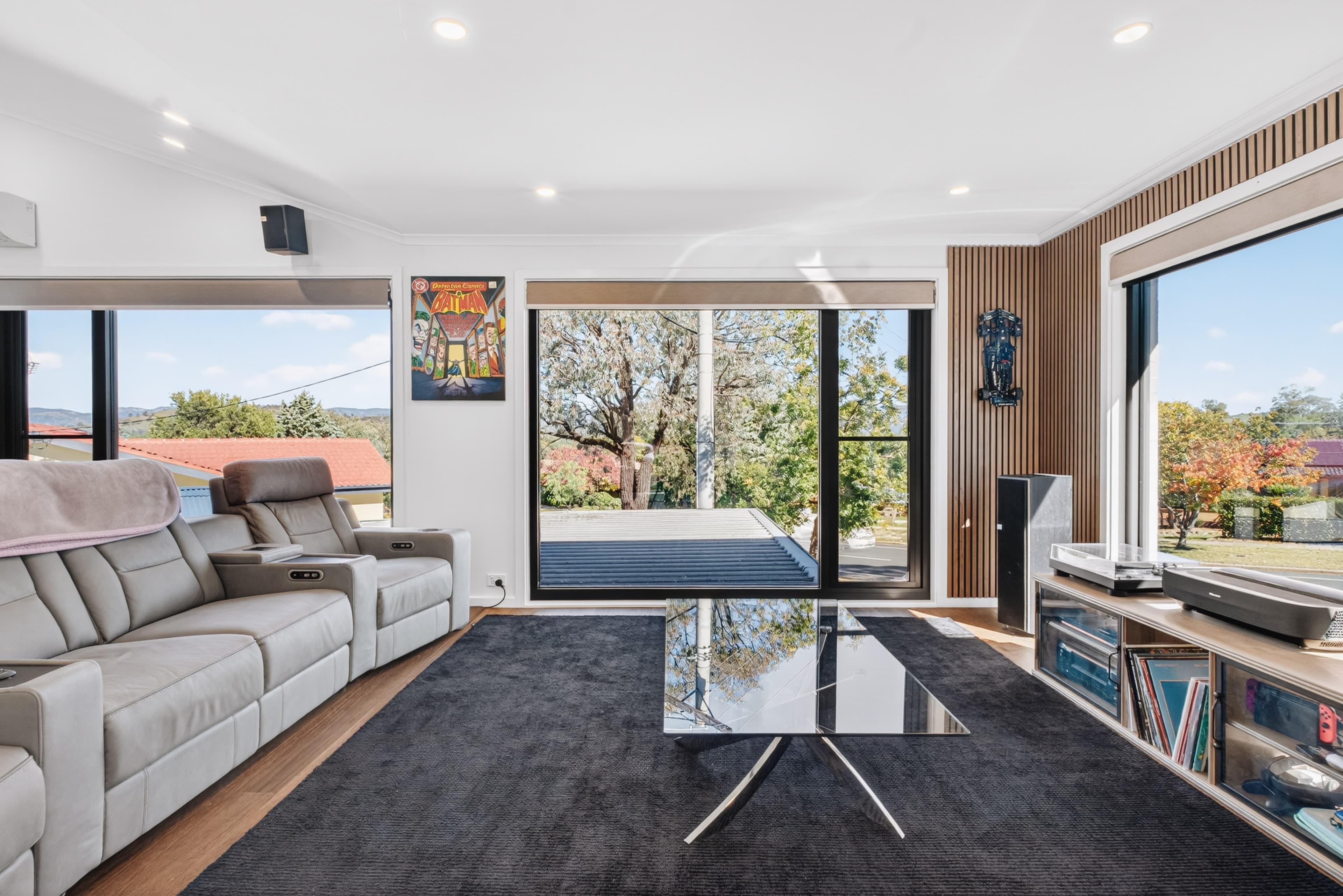 2 Hutchison Crescent, Kambah ACT 2902, Kambah - Thumbnail 6