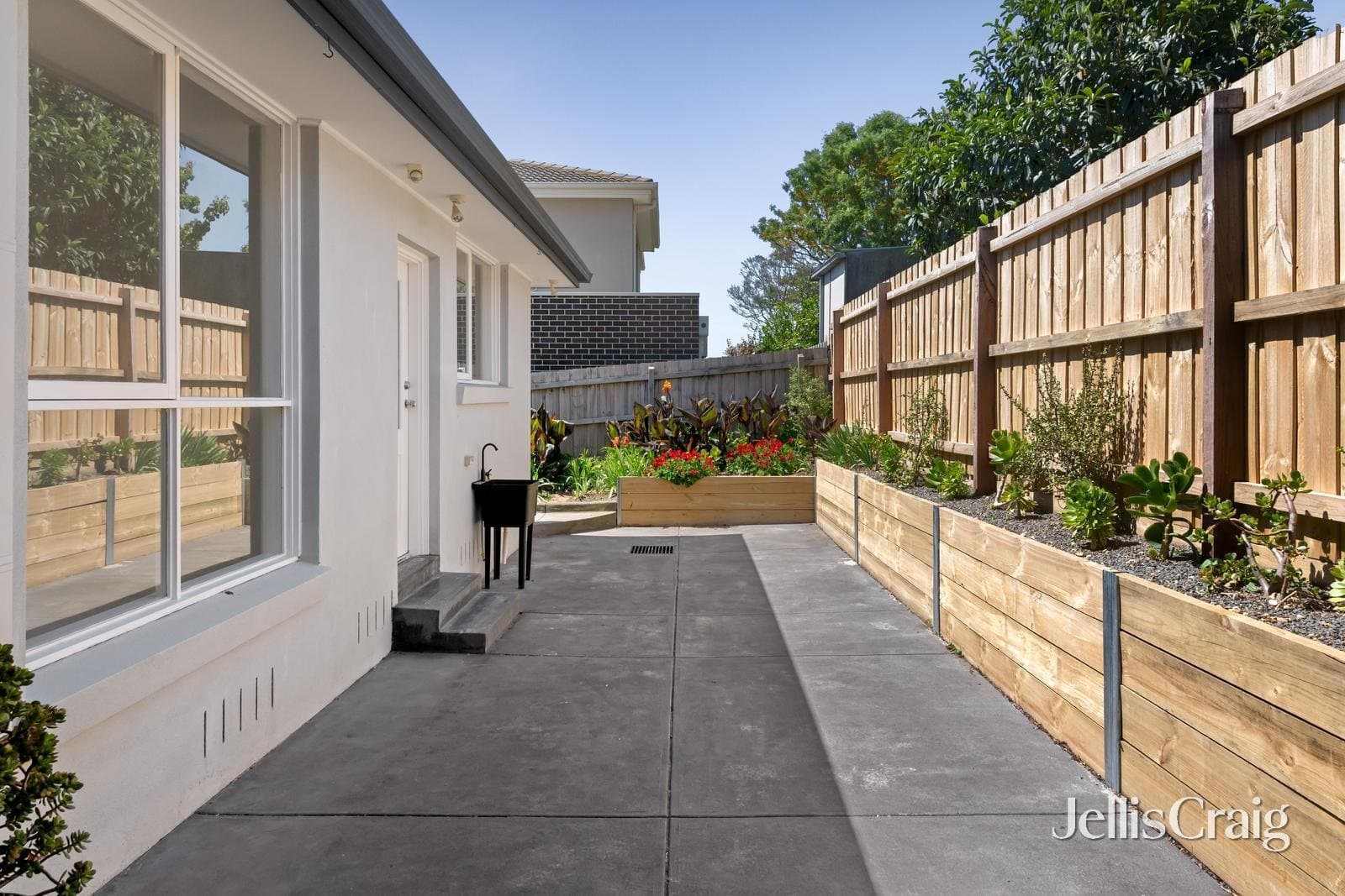 2/85 Latrobe Street, Bulleen, Bulleen - Image 1
