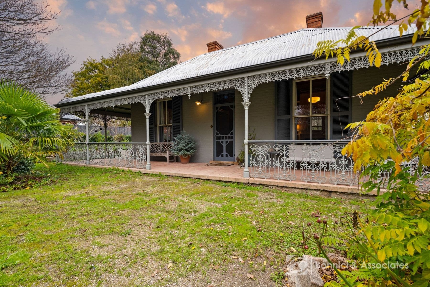 18 Victoria Road, Beechworth VIC 3747, Beechworth - Thumbnail 2