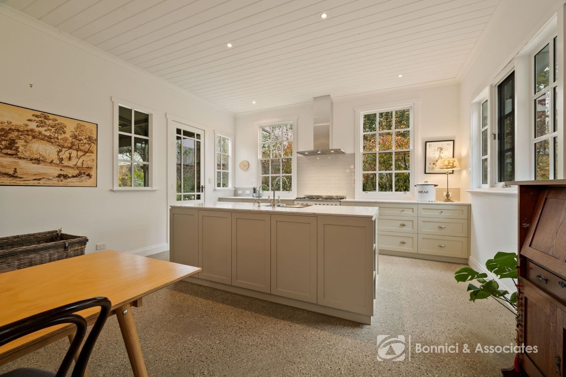 18 Victoria Road, Beechworth VIC 3747, Beechworth - Thumbnail 7