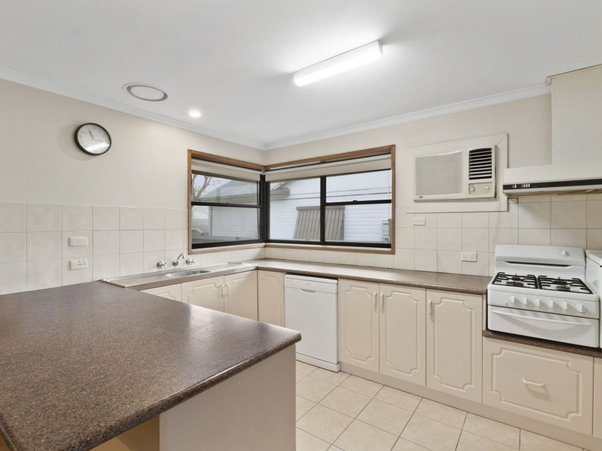 460 Murray Street Colac VIC, Colac - Thumbnail 3