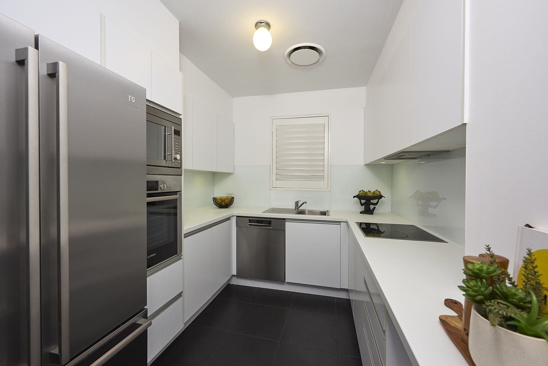 1/70-74 Wardell Road Earlwood NSW, Earlwood - Thumbnail 4
