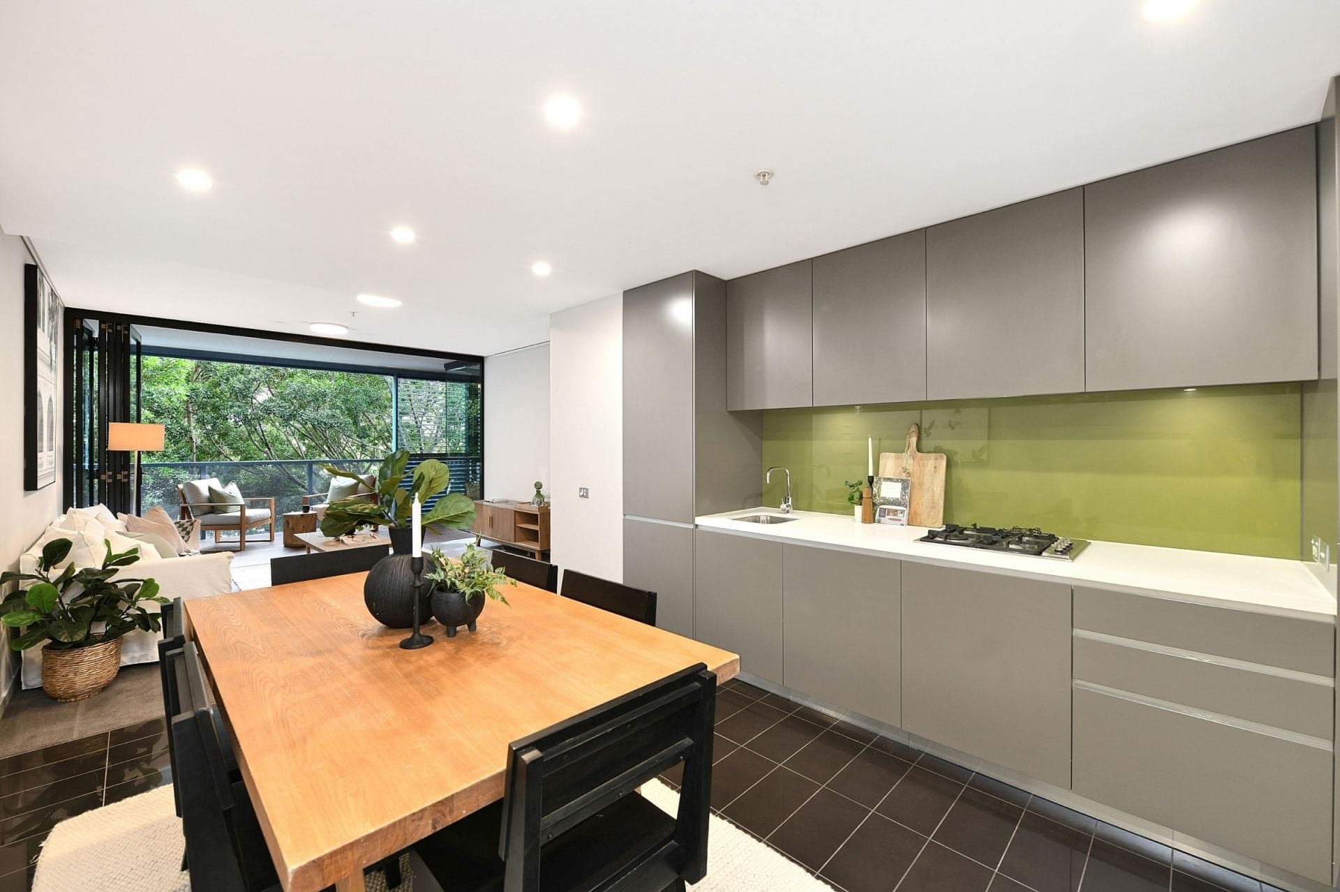 610/3 Sterling Circuit Camperdown NSW, Camperdown - Thumbnail 3