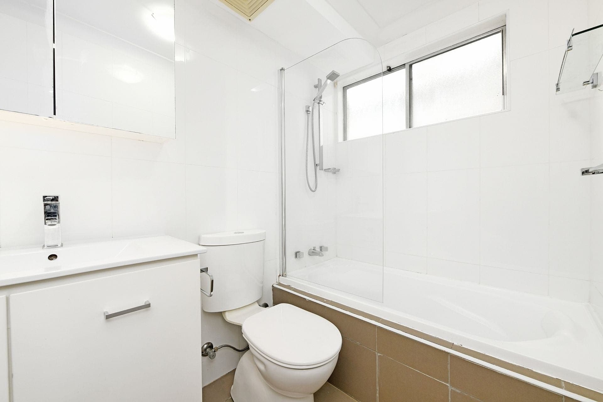 4/73-75 First Avenue Campsie NSW, Campsie - Thumbnail 5