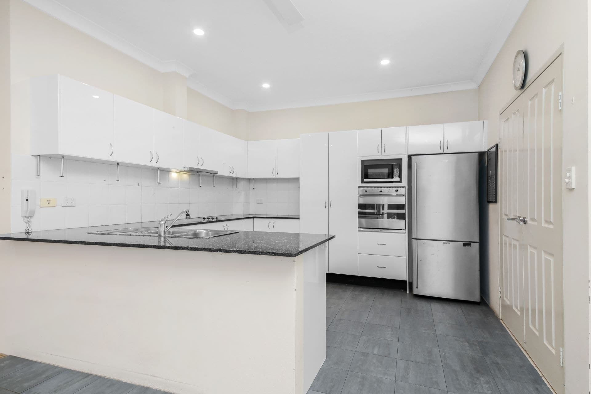 6/1 Waimea Street Burwood NSW, Burwood - Thumbnail 4