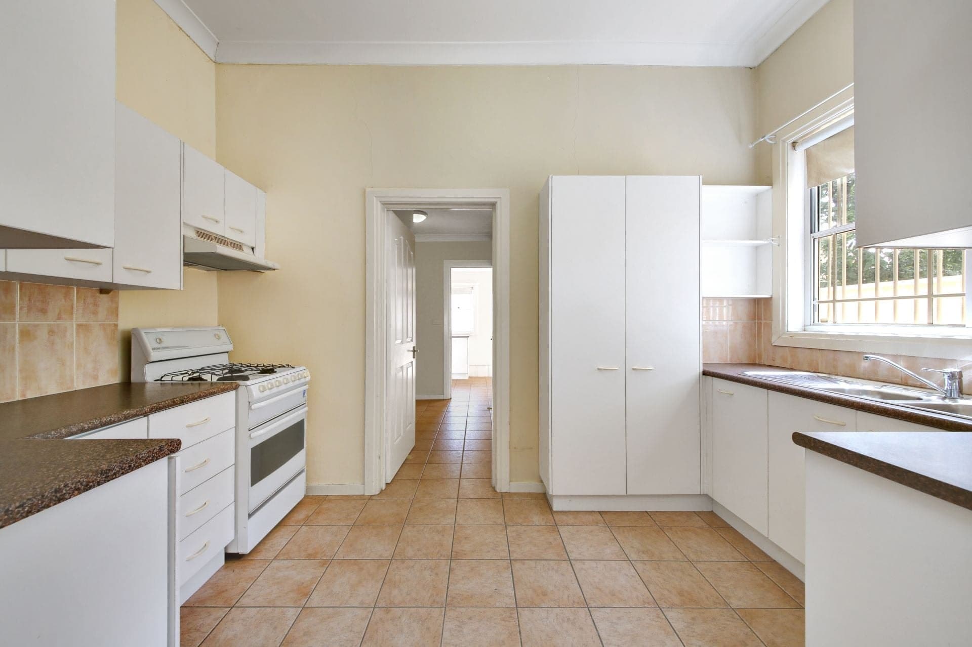 16 Corunna Road Stanmore NSW, Stanmore - Thumbnail 4