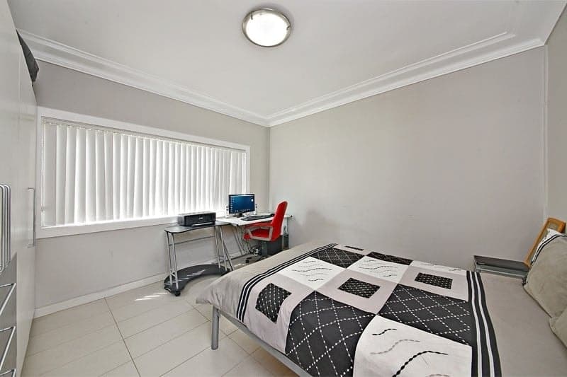 33 Ivy Street GREENACRE NSW, Greenacre - Thumbnail 6