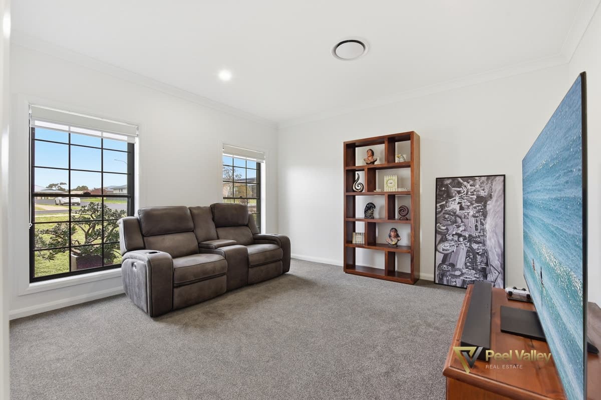 20 Grand Meadows Drive, TAMWORTH NSW 2340, Tamworth - Thumbnail 4