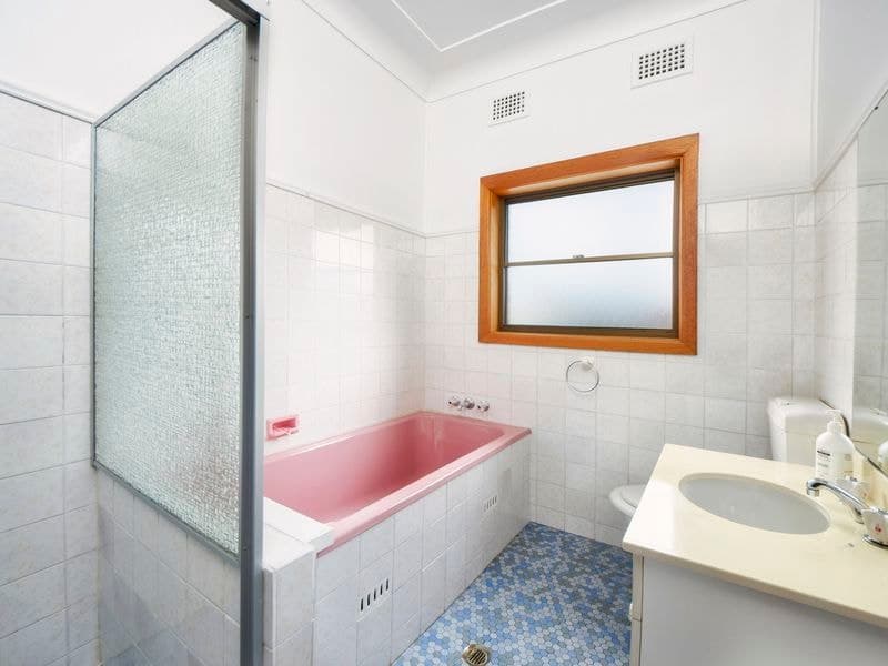 3 Renown Avenue, Miranda, Miranda - Thumbnail 6