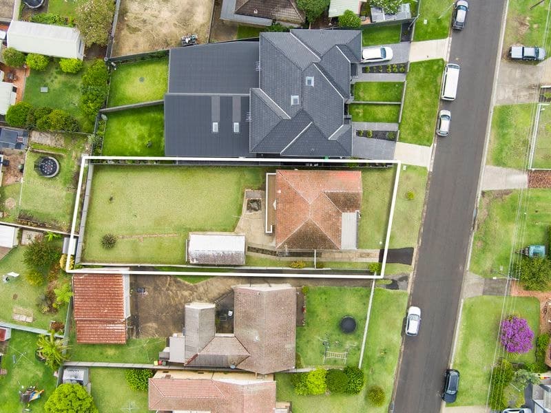 3 Renown Avenue, Miranda, Miranda - Thumbnail 8