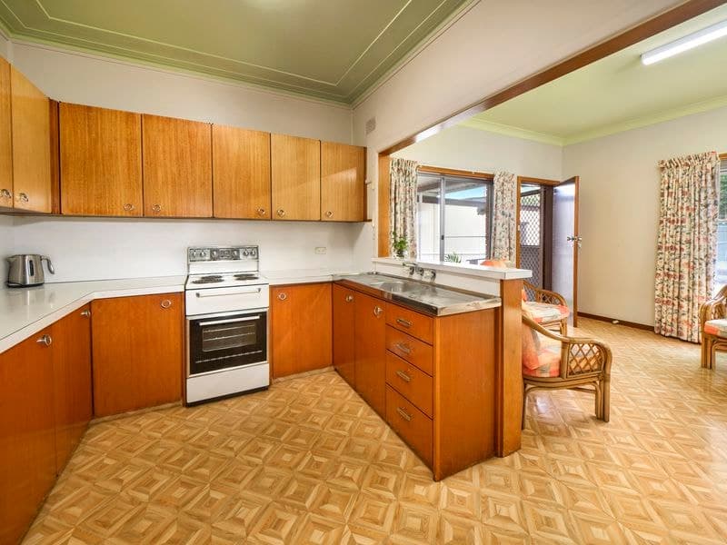 31 Coora Road, Yowie Bay, Yowie Bay - Thumbnail 3